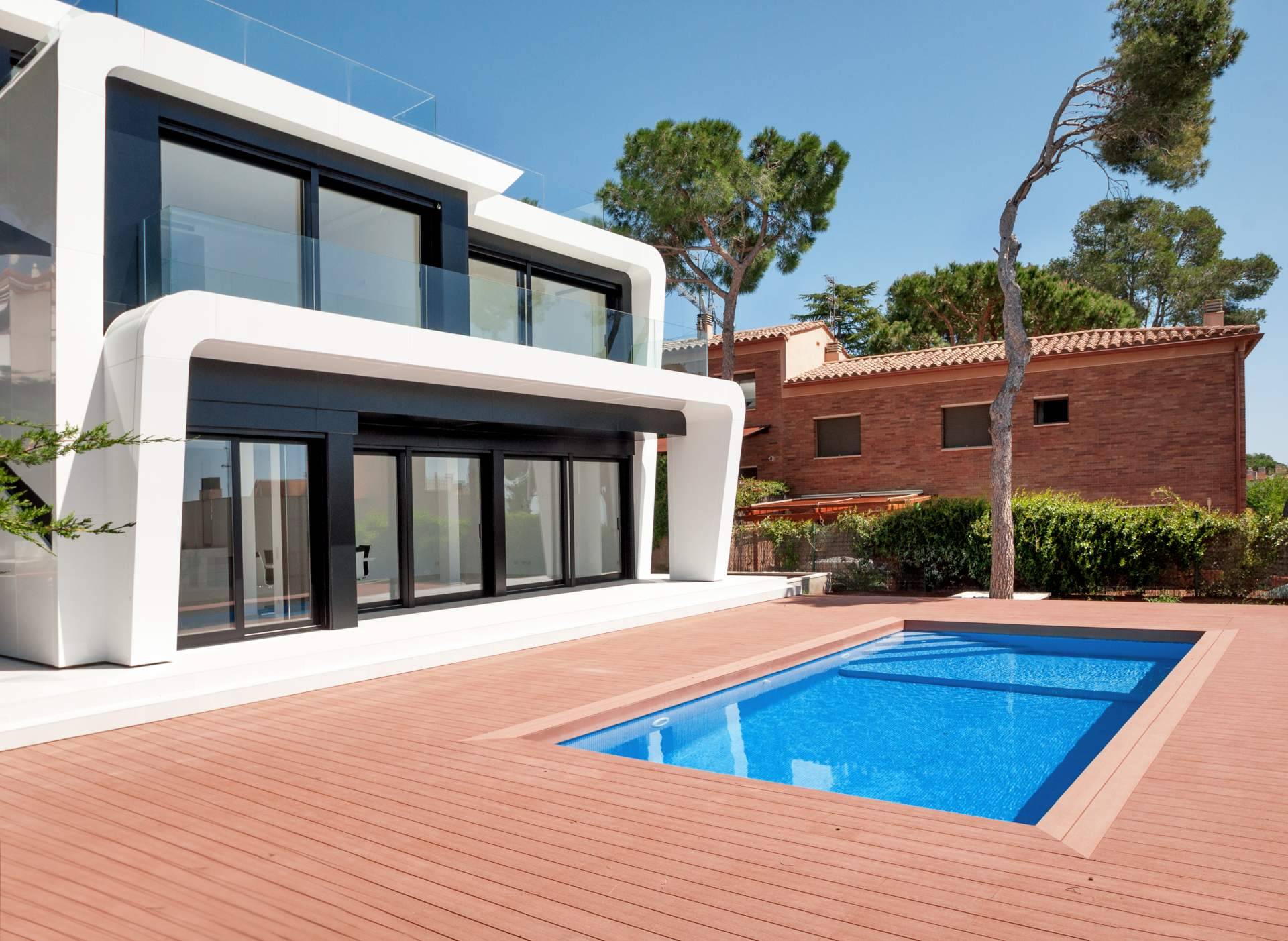 La construcción de piscinas de obra en Murcia por Promopai