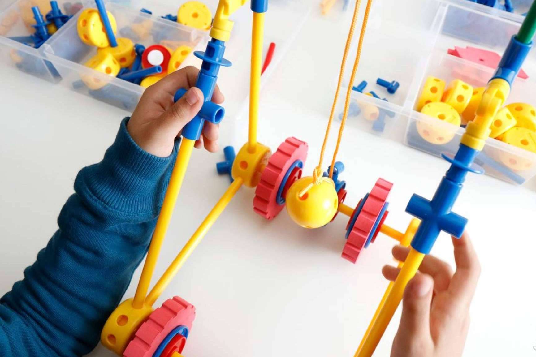 ¿Por qué utilizar los juguetes de construcción Broks en el aula?