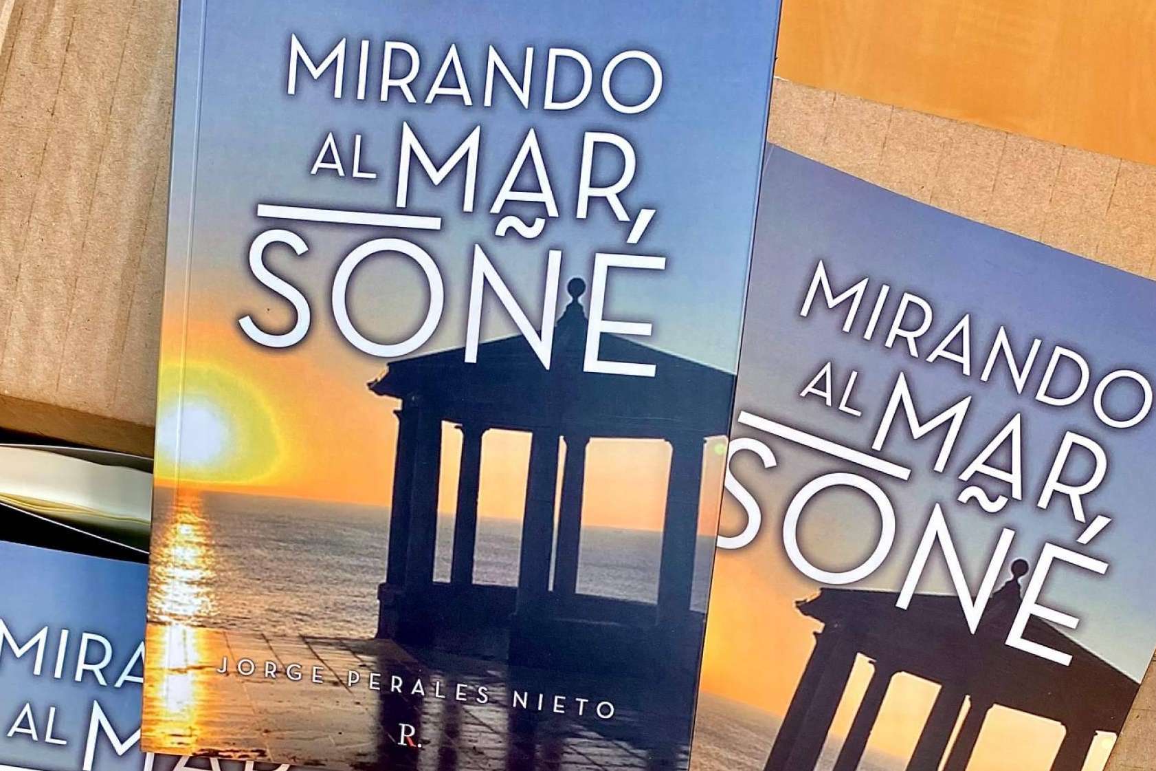 Todo el mundo habla en Gerona de la obra literaria de Jorge Perales Nieto, 'Mirando al mar, soñé'