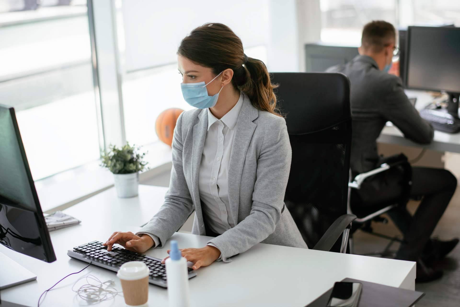 ¿Merece la pena retrasar la vuelta a la oficina? La solución de Oficinas YA!
