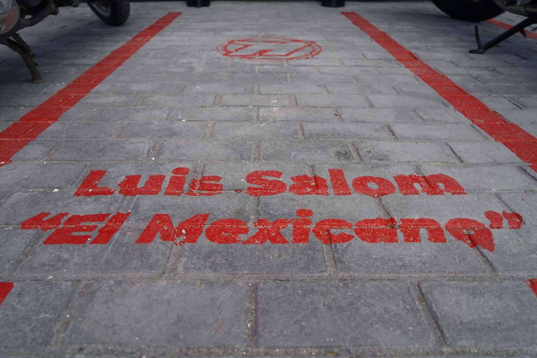 Homenaje a Luis Salom en la nueva tienda Motocard en Mallorca
