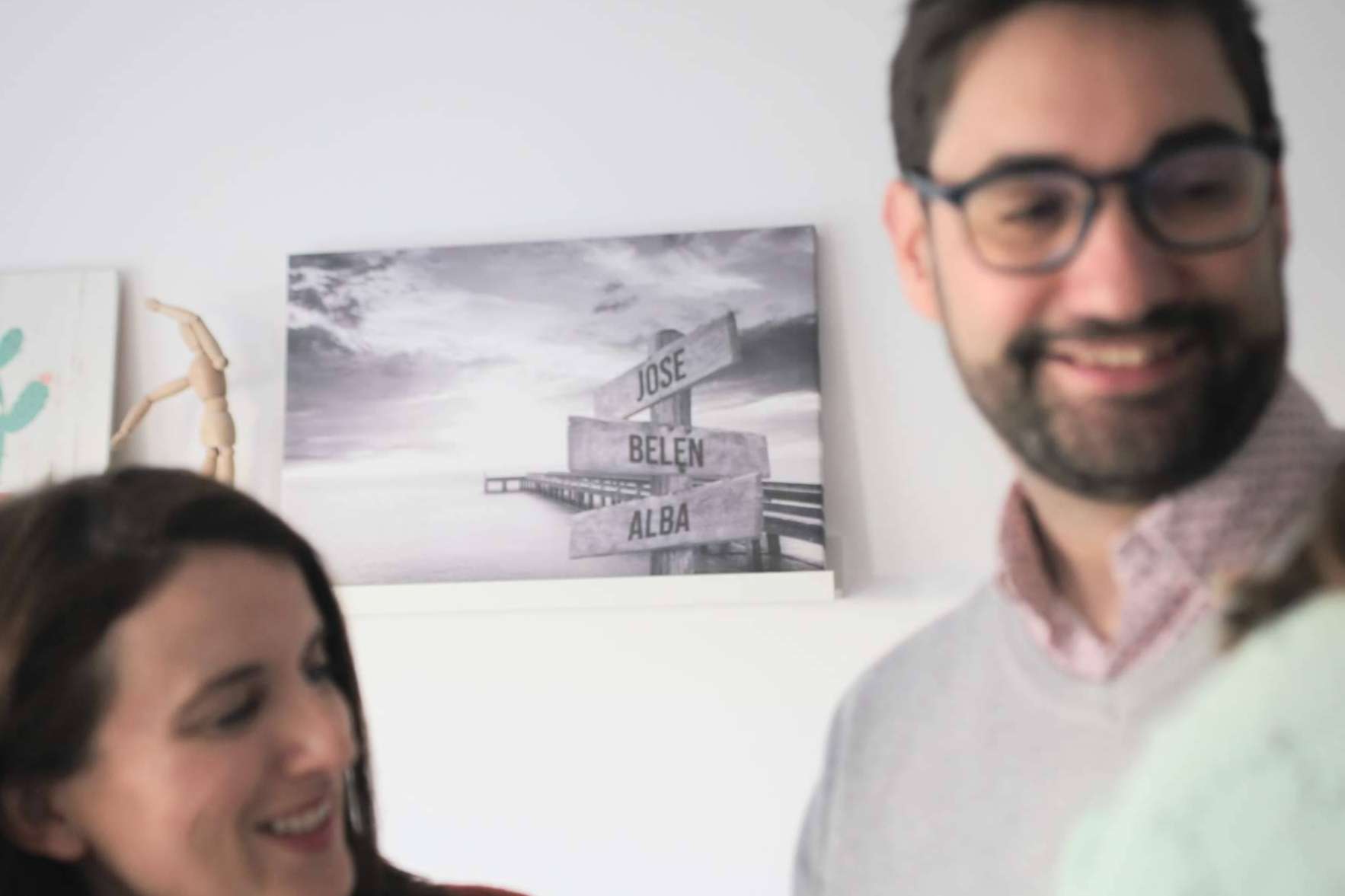 Decorar un hogar con los lienzos personalizados artesanales de VeAlma