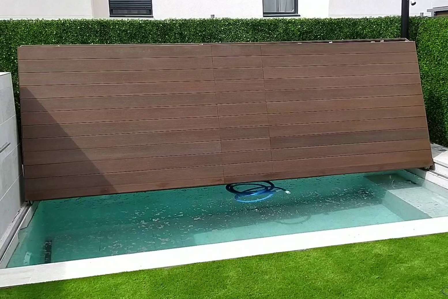 Cubiertas de piscinas para mantenerlas limpias durante todo el año con NewCover