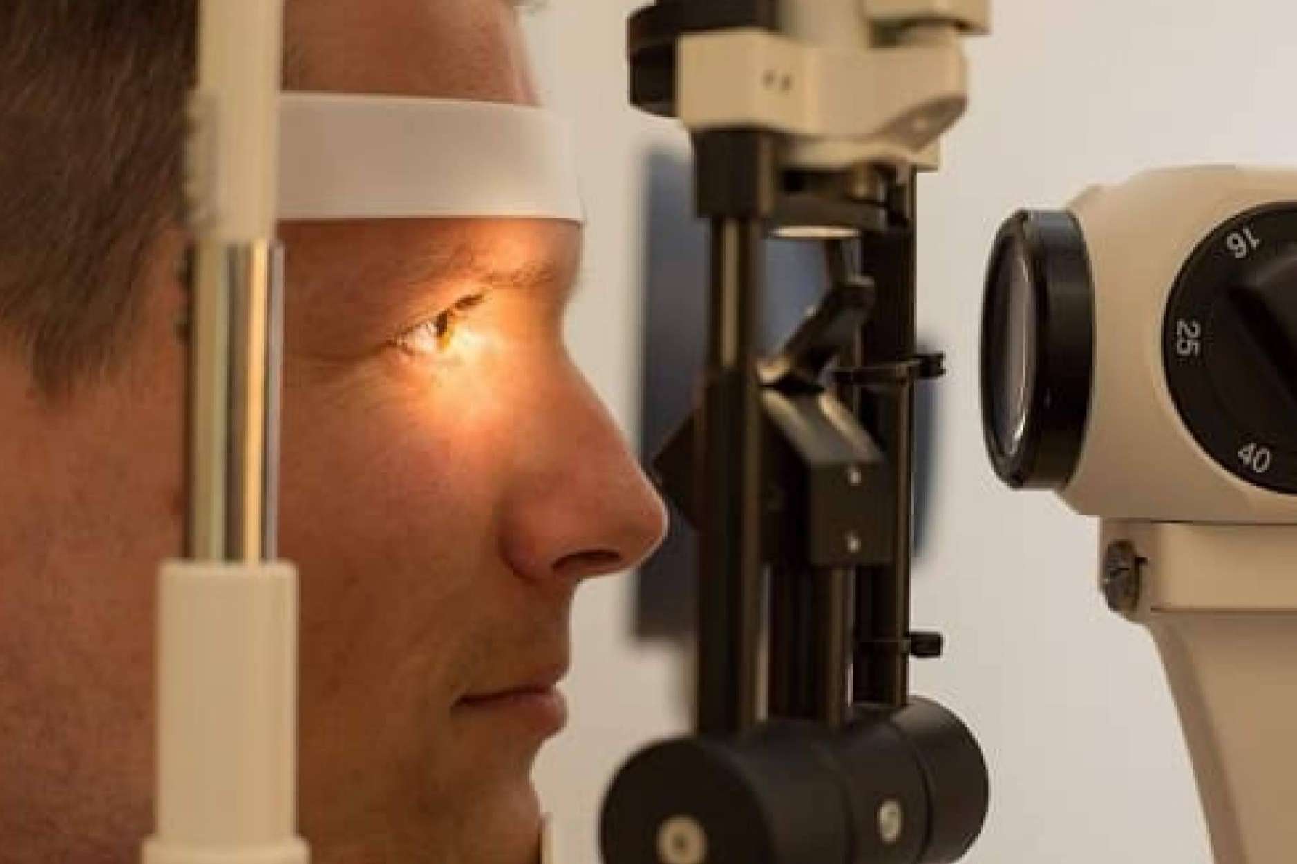 ¿Por qué es importante ir al oftalmólogo?, cuidar los ojos como se debería