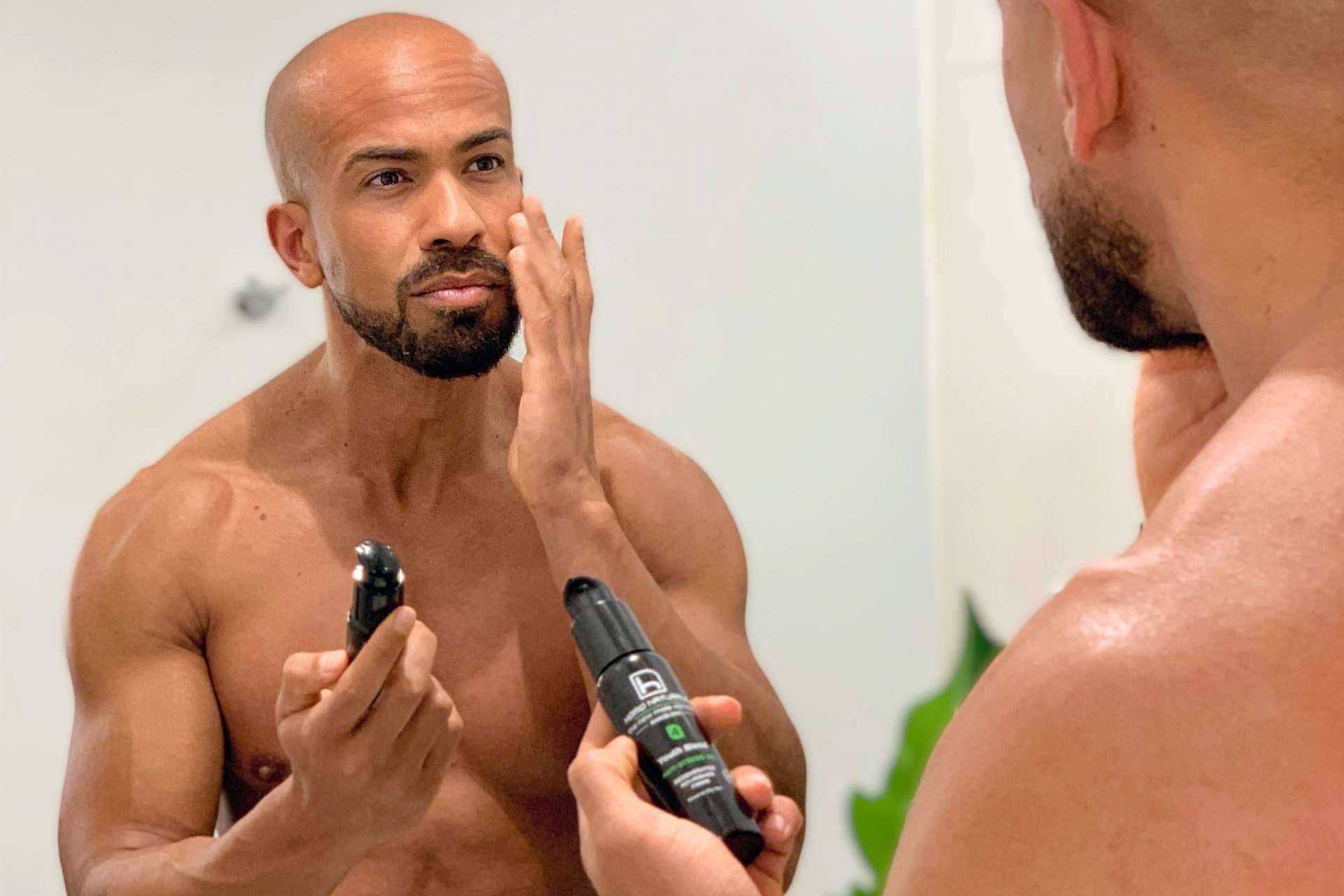 Escoger una crema facial para hombre, ¿cómo hacerlo?