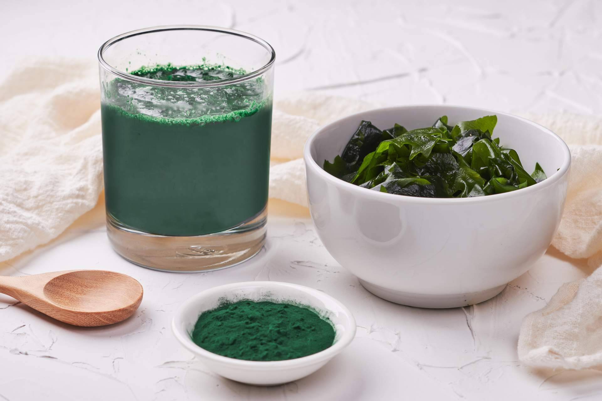 ¿Cuáles son las propiedades y beneficios de la espirulina en polvo?, por Mediterranean Superfoods