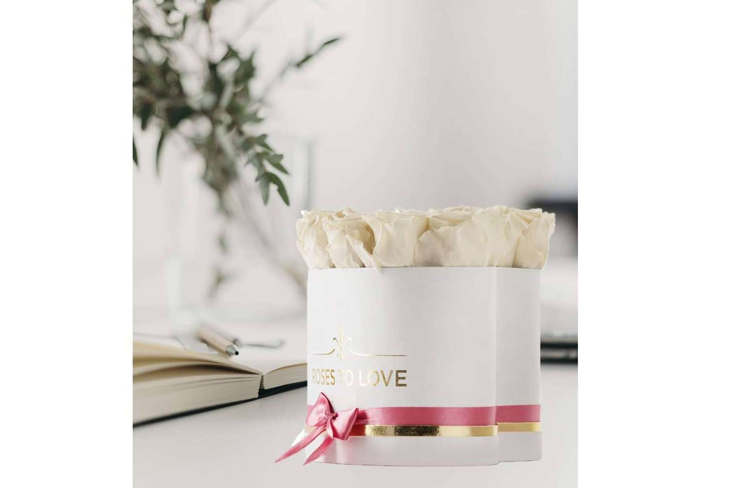 ROSES TO LOVE lanza un nuevo modelo de decoración floral con rosas preservadas