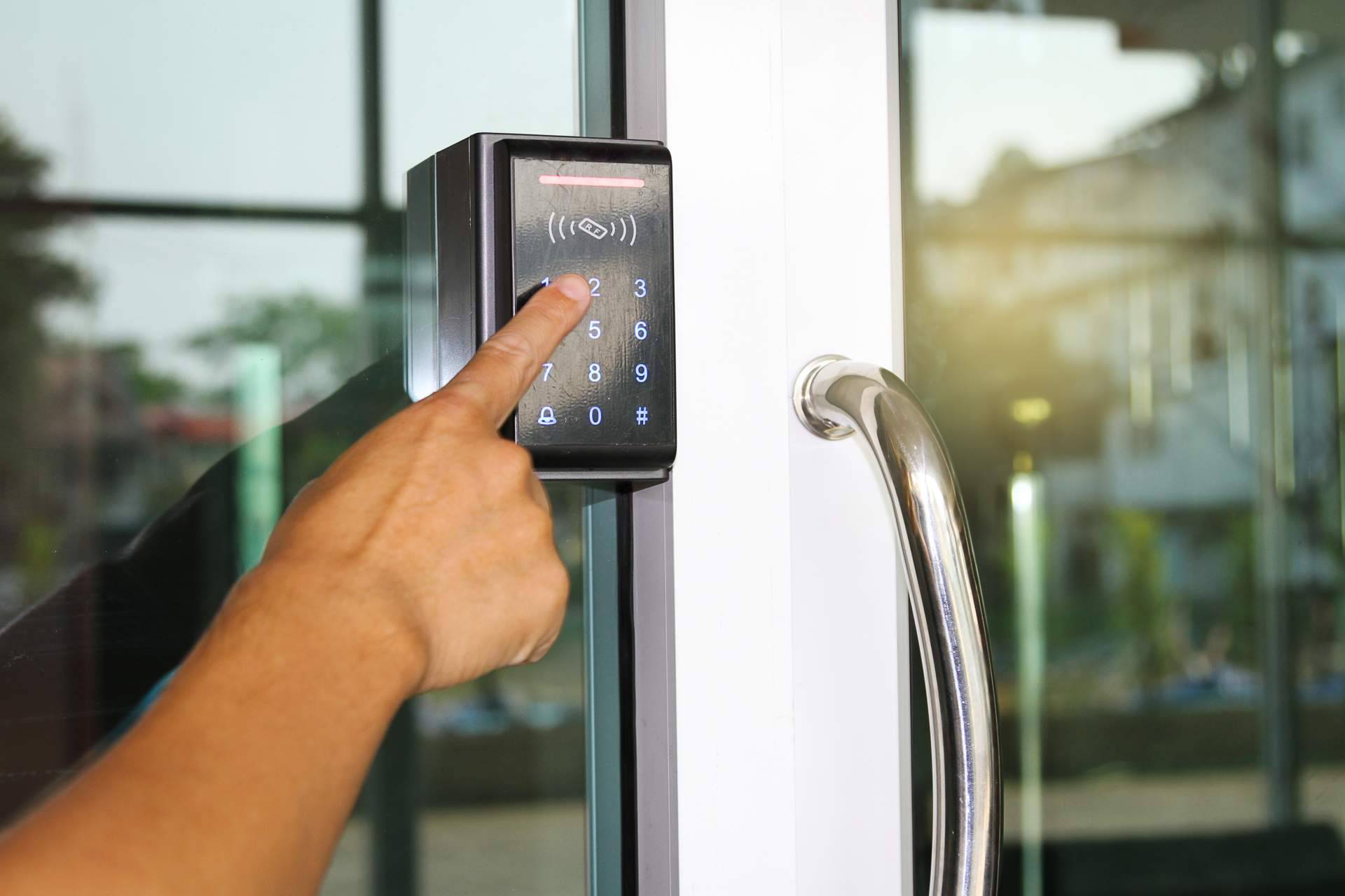 Manuel Hernández Cerrajeros, ¿son realmente las cerraduras electrónicas el futuro para proteger una vivienda?