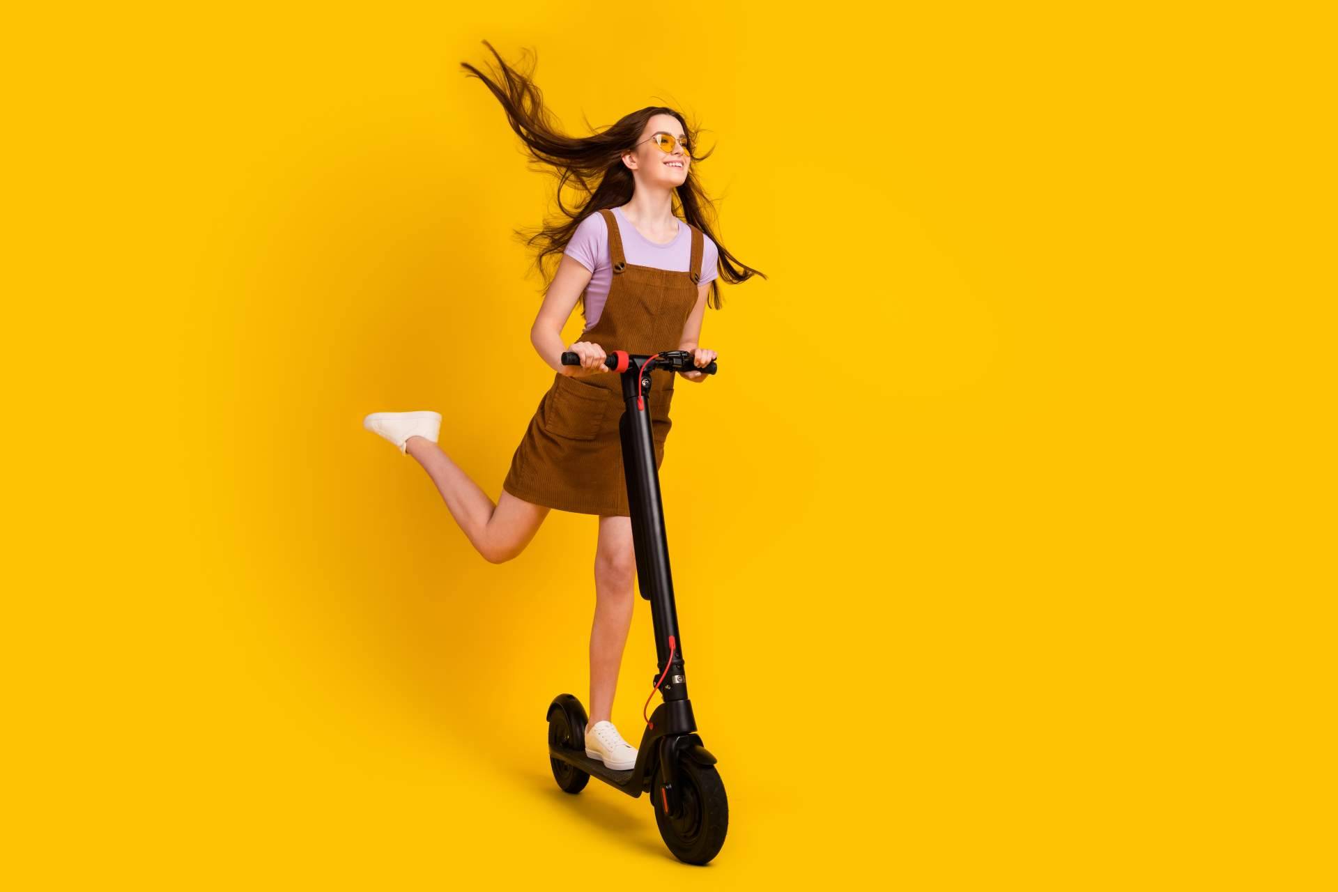 Alquiler patinete eléctrico Barcelona con el servicio de LYNX