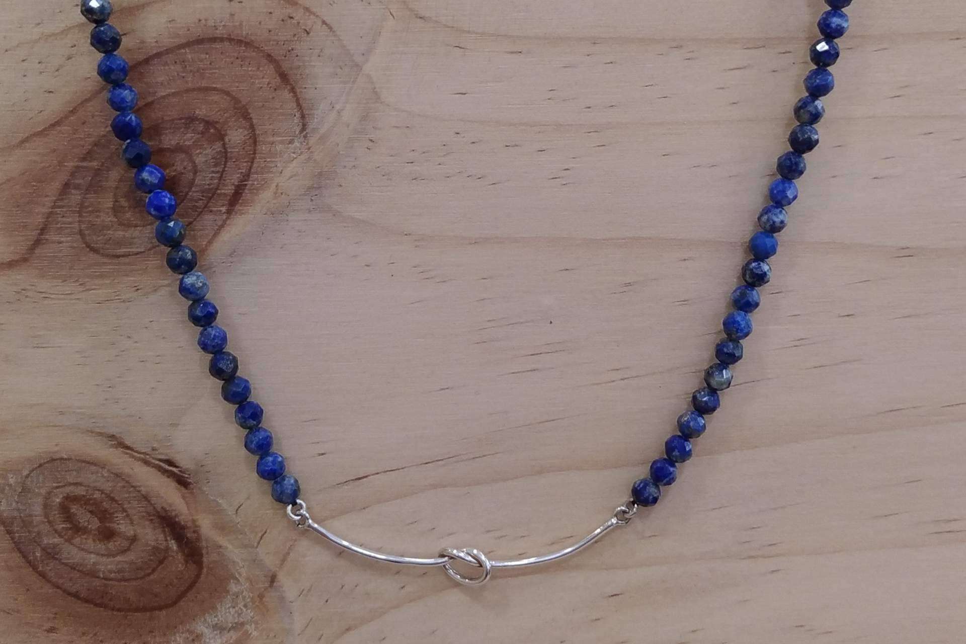 Con las joyas de Dreki, ir a la moda esta primavera con los colores en tendencia es más fácil