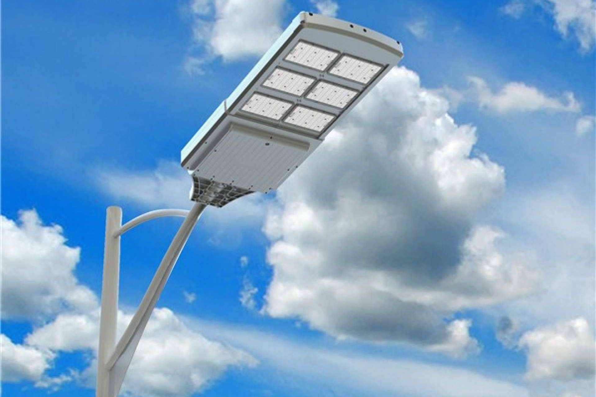 Electrónica PKS dispone de las farolas solares con diseños únicos en España