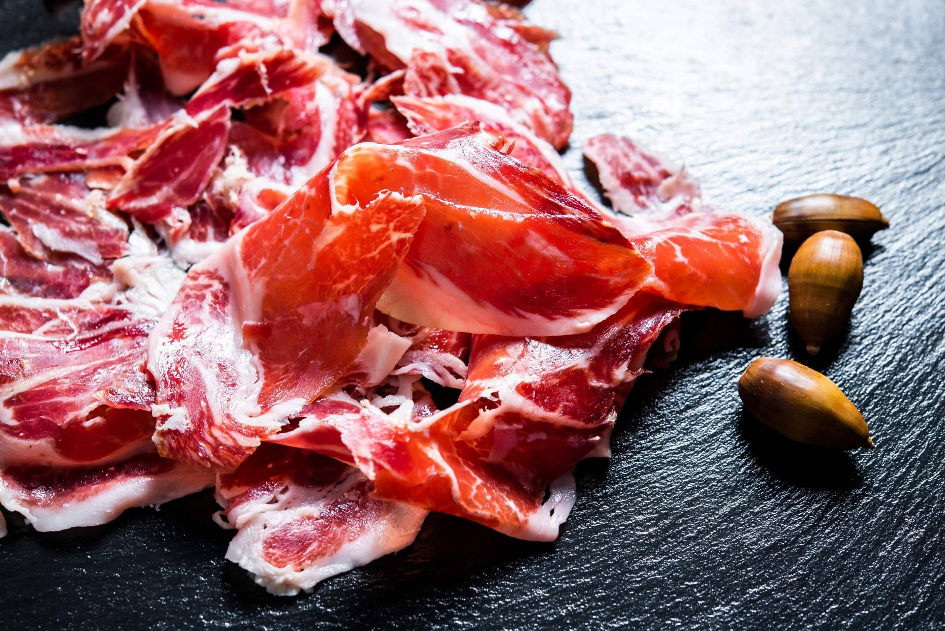 Algunos de los mejores jamones ibéricos de bellota en Bendita Extremadura