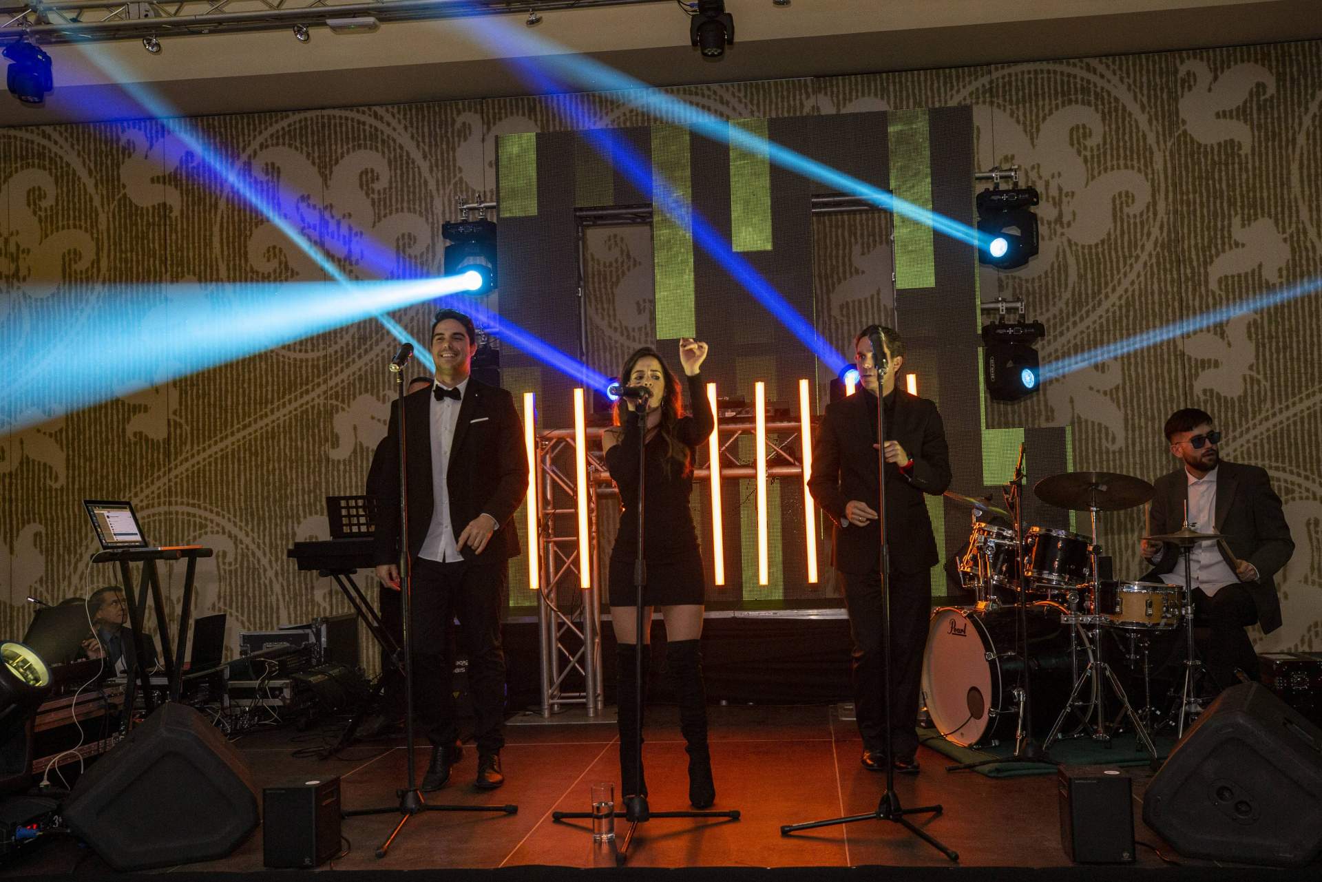 Crear un buen ambiente en cualquier evento de la mano de la orquesta Odysea
