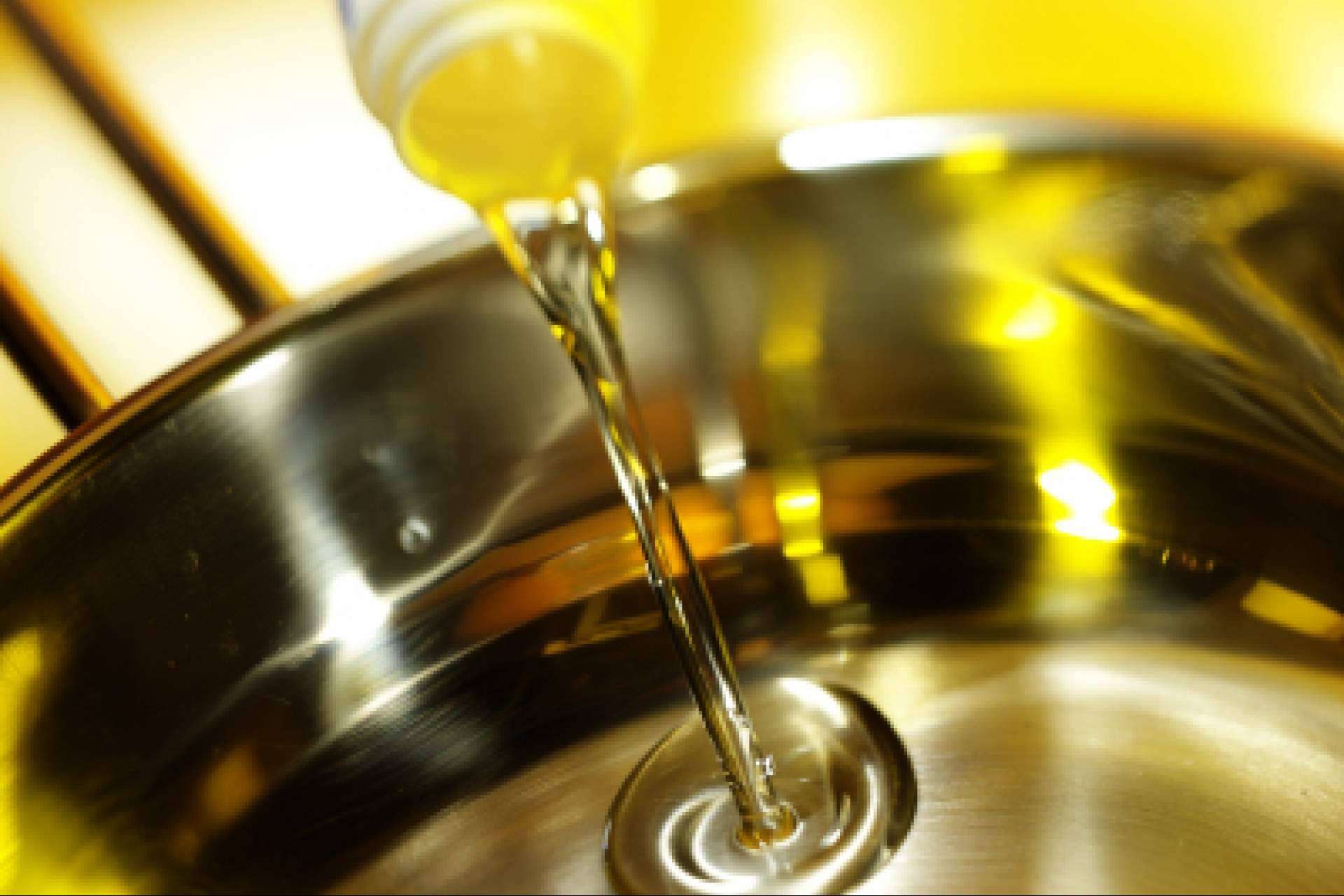 Reseave sobre el reciclaje de aceite de cocina usado