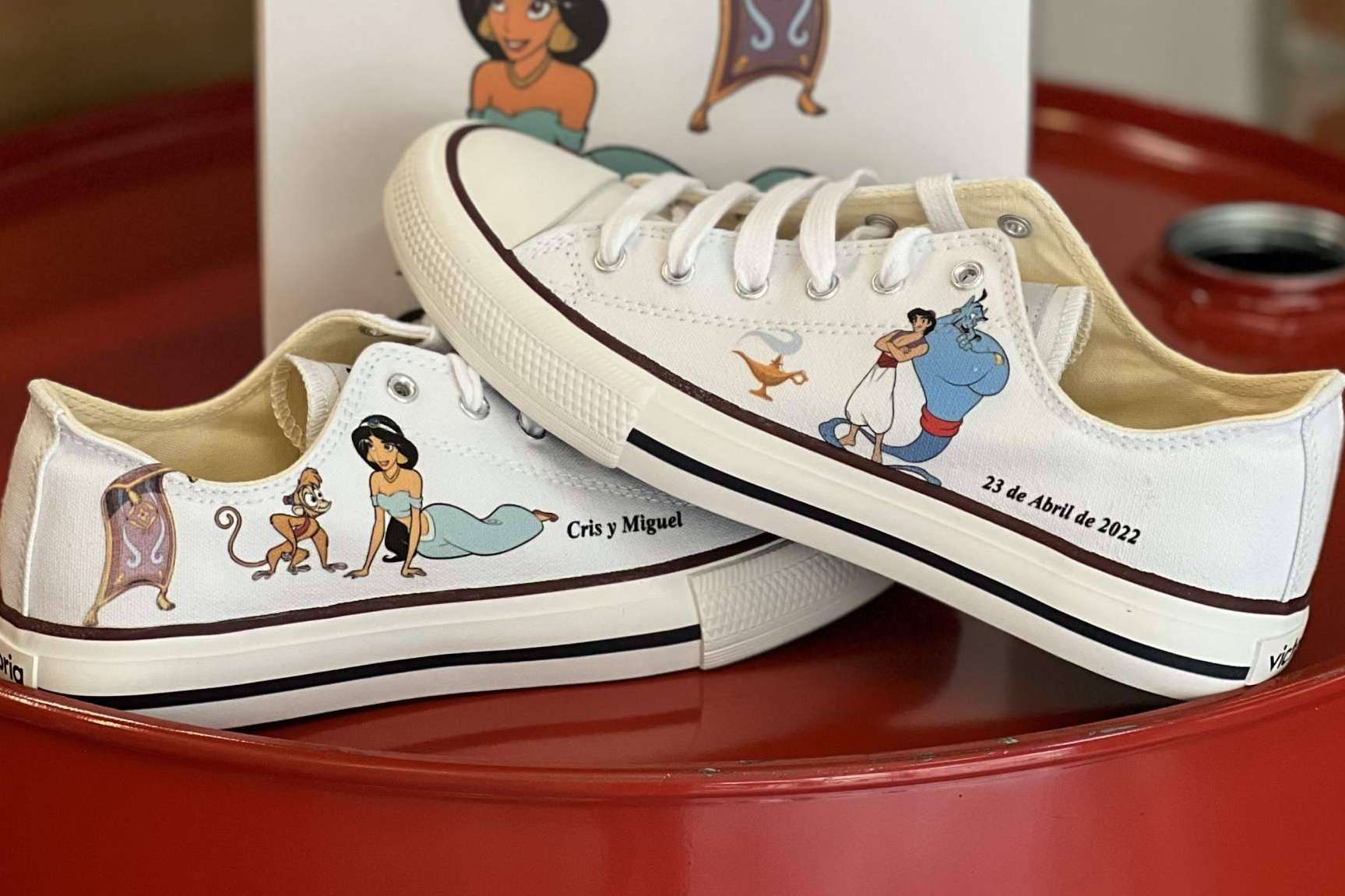 Zapatillas únicas con la personalización de AMM Aerografía