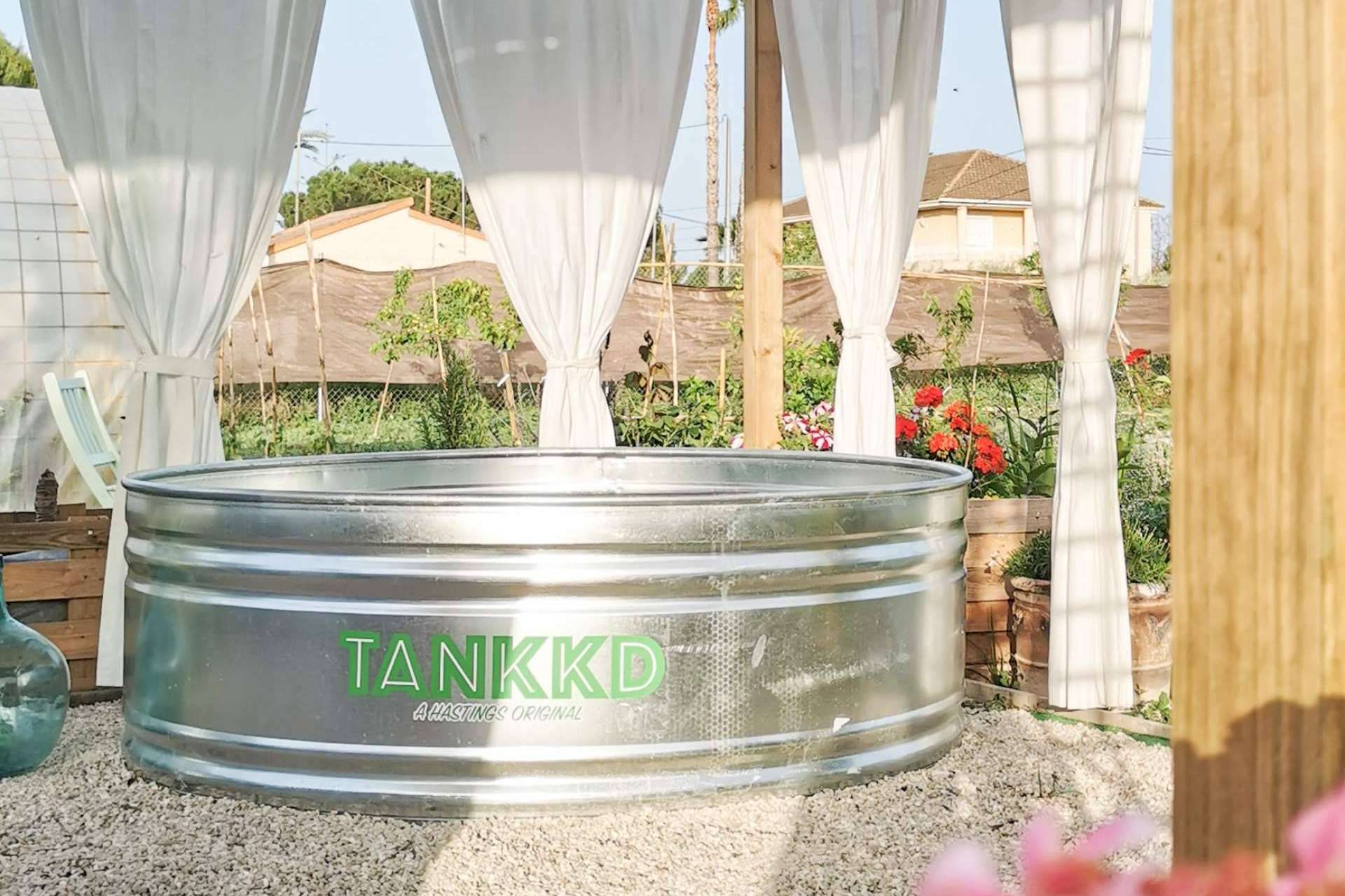 Piscinas prefabricadas de moda en Estados Unidos llegan a España de la mano de Pool&Tina