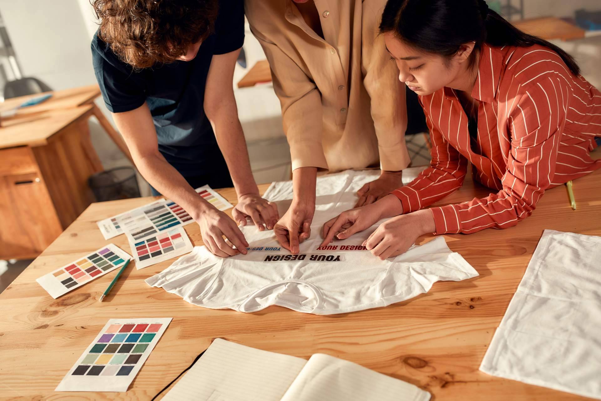 La ropa personalizada para empresas de Srflyer