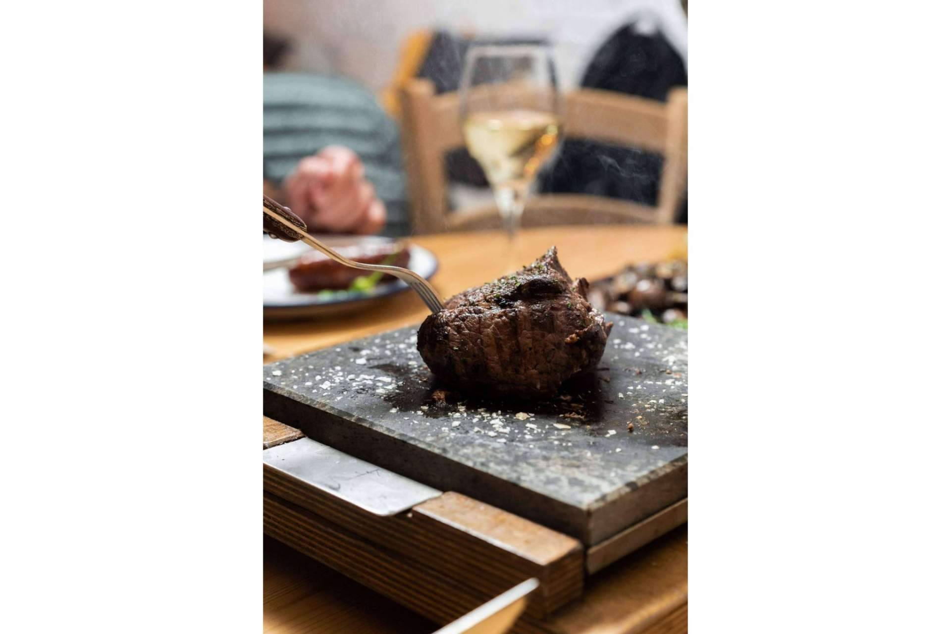 Comprar carne a domicilio de primera calidad es posible con el restaurante de Barcelona Tío Joe