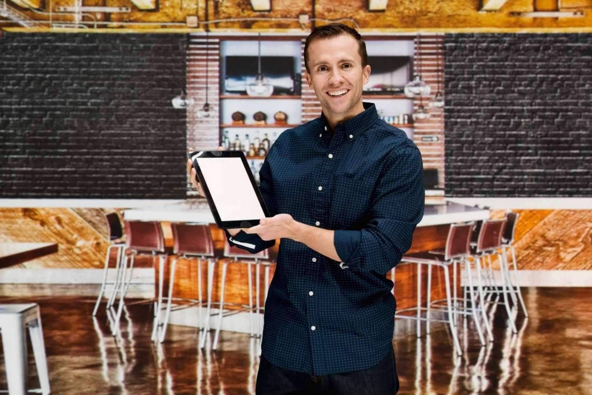 Kit Digital con Asistecs, la solución a la falta de personal en restauración