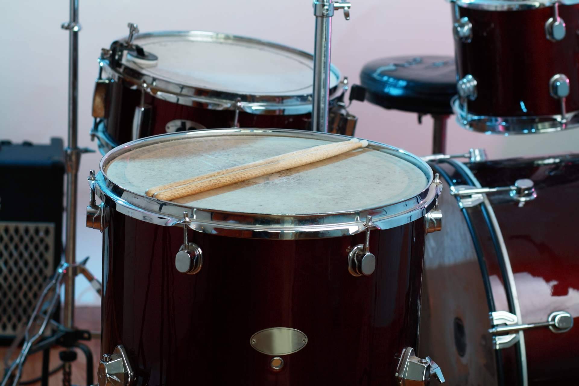 Los sets y accesorios para batería y otros instrumentos de percusión que se pueden encontrar en Percuforum