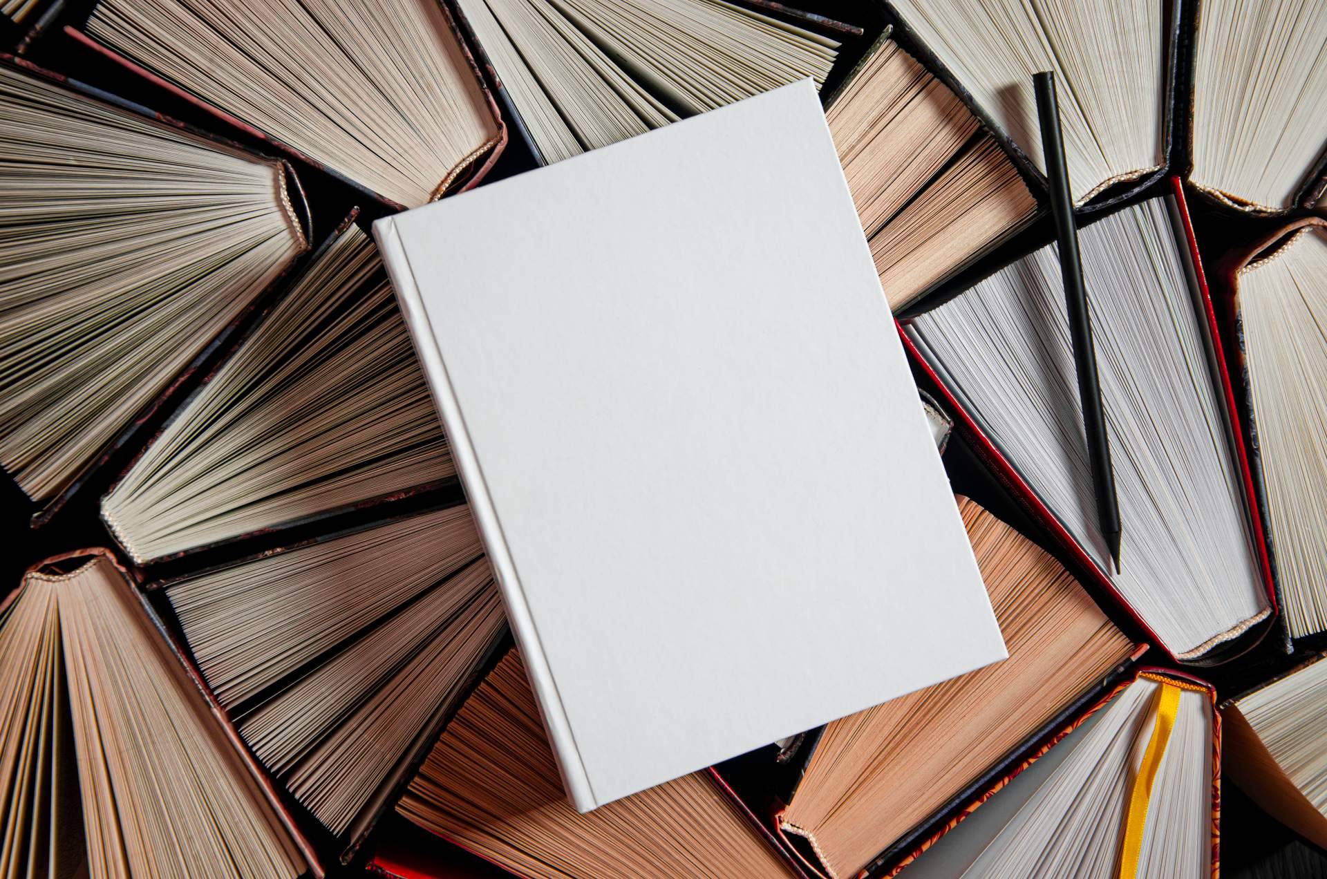 Maquetación de libros de la mano de Diseño Gráfico Sevilla