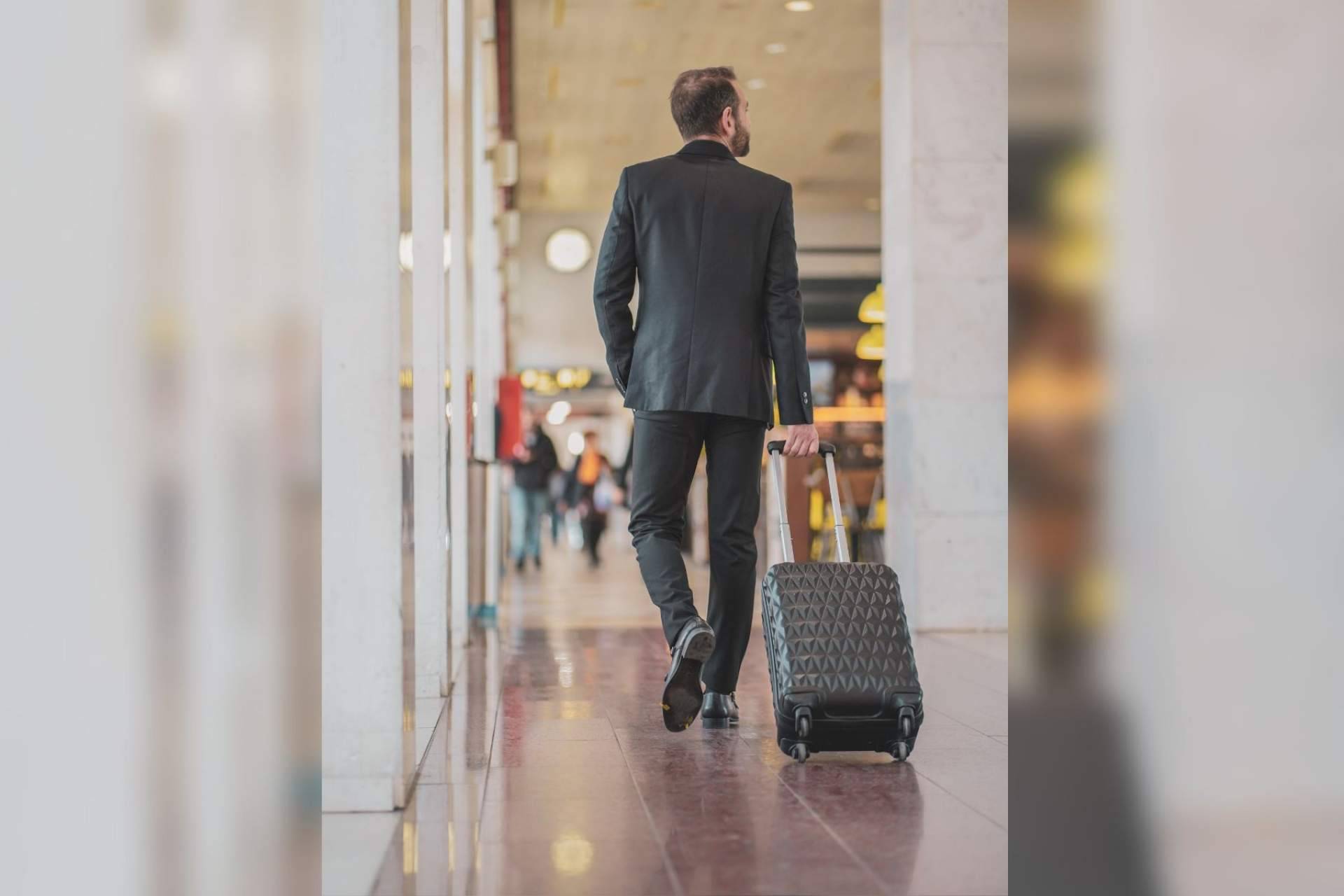 Los calcetines de viaje Medilast no pueden faltar en la maleta este verano