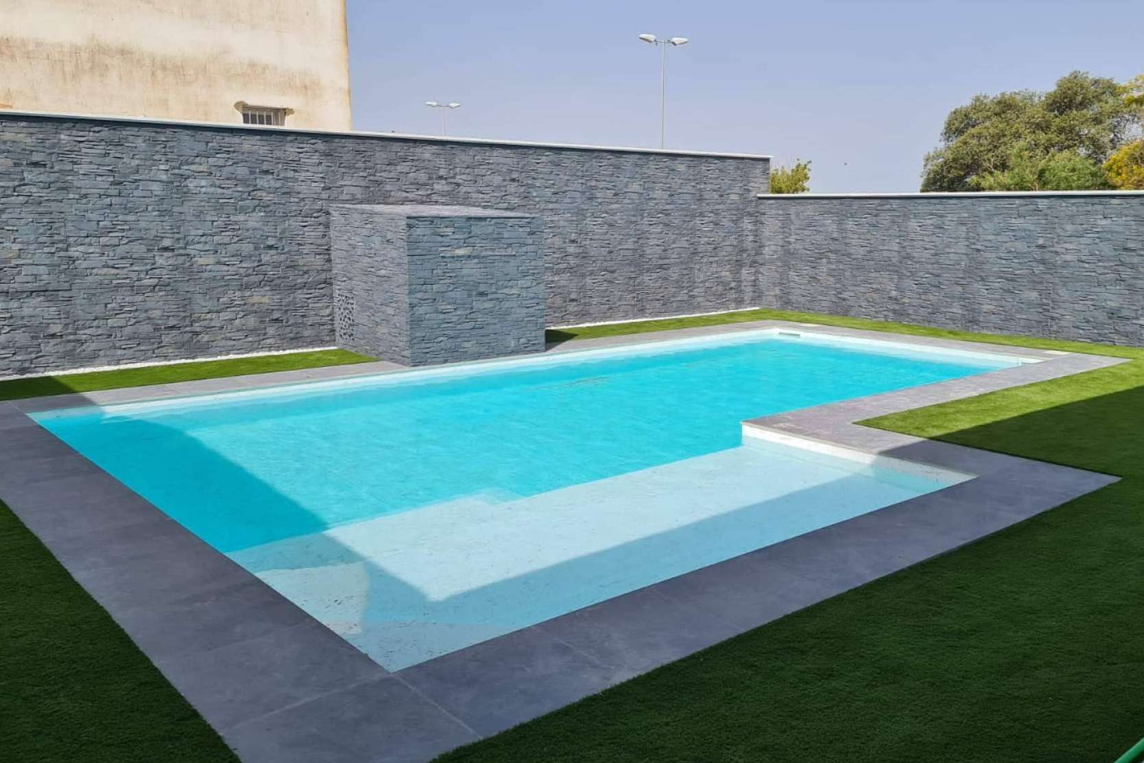 Acerca de las nuevas tendencias en piscinas 2022 que presenta Esencial Pool