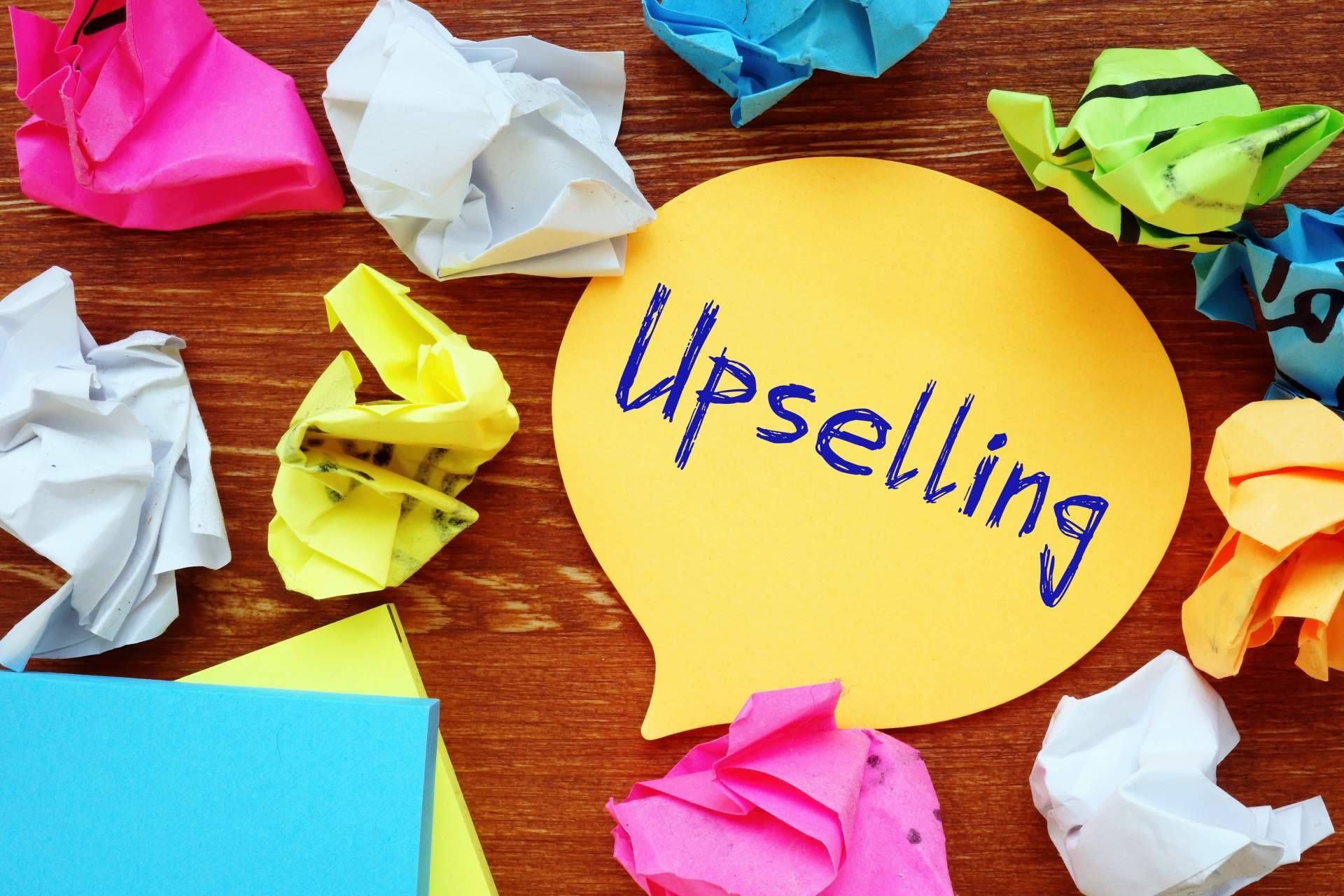 Las ventajas de implementar un programa de upselling, por Agustín Herrera