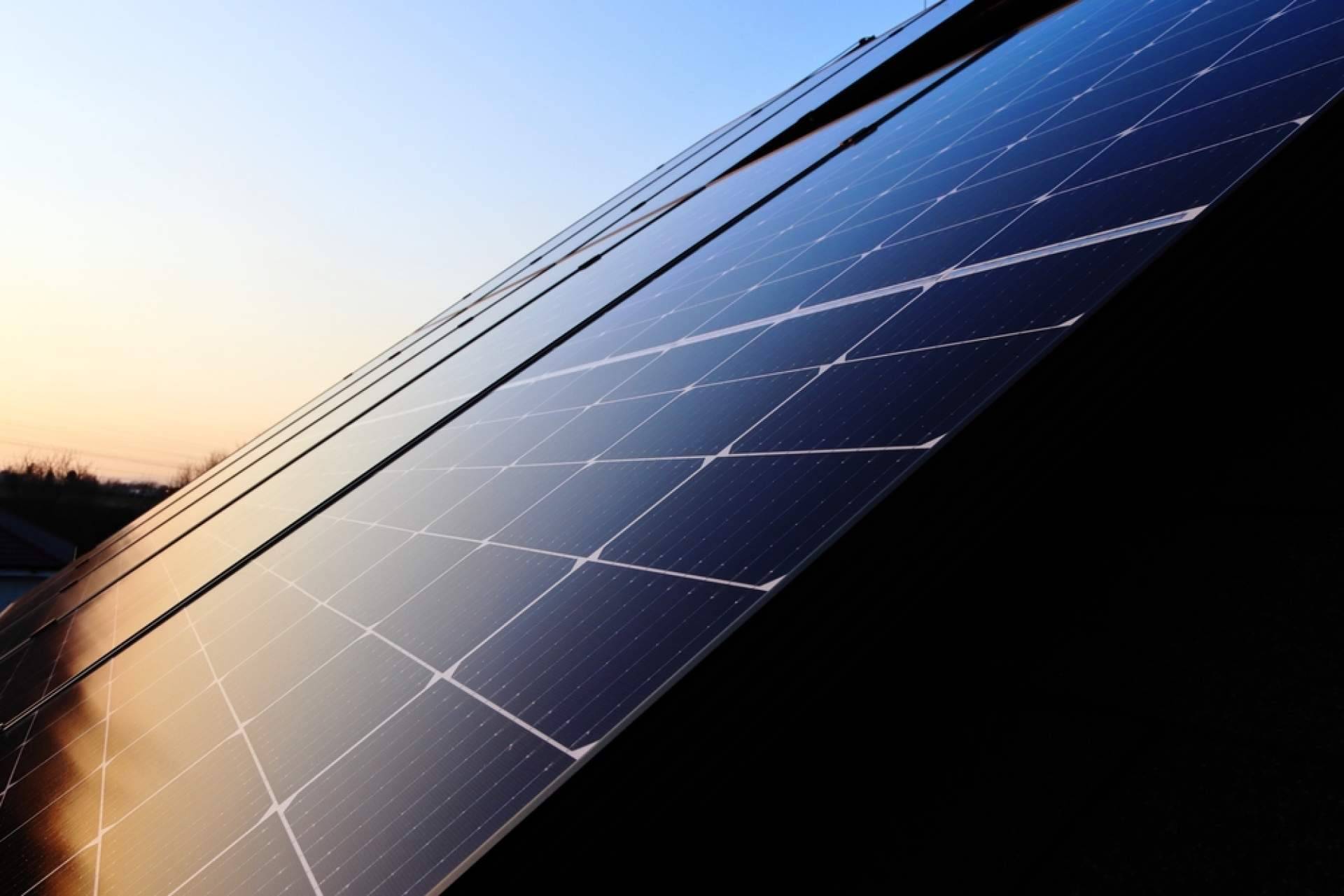 Beneficios de tener autoconsumo fotovoltaico, con Geesol