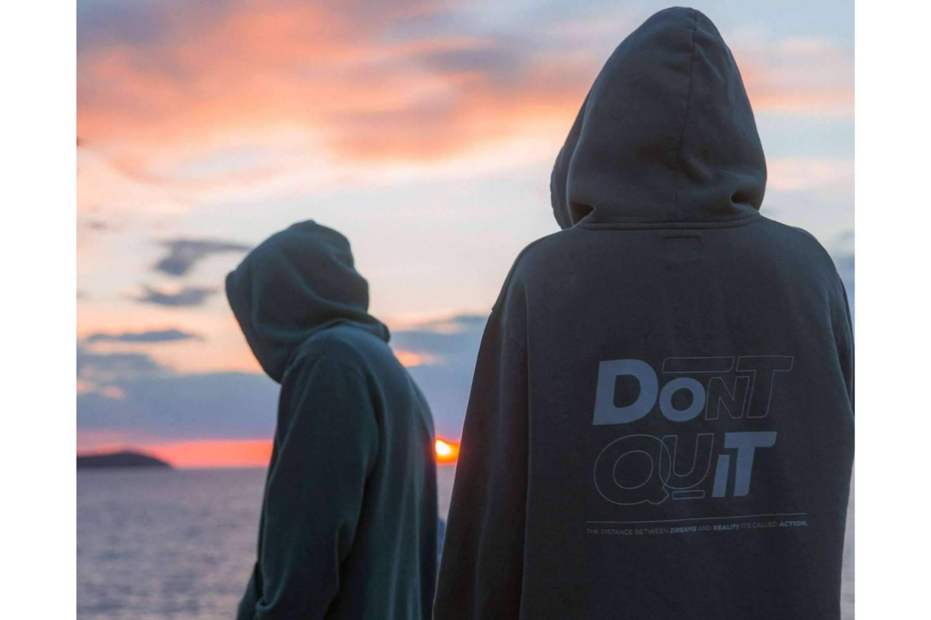 Troppo y sus sudaderas unisex triunfan entre los jóvenes apasionados de la aventura