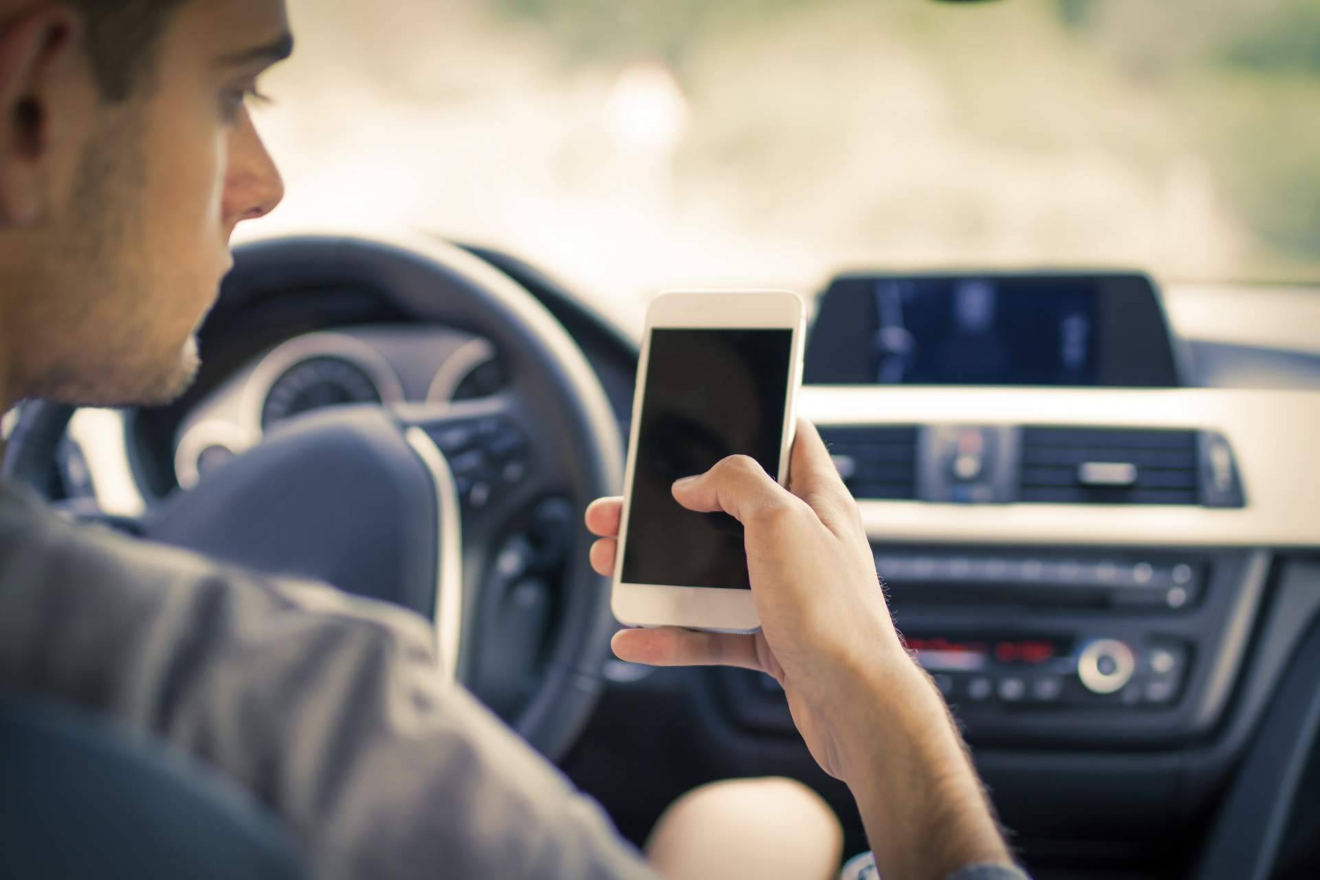 La DGT actualiza la forma de notificar las multas ¿Qué hay que hacer para enterarse de las sanciones?