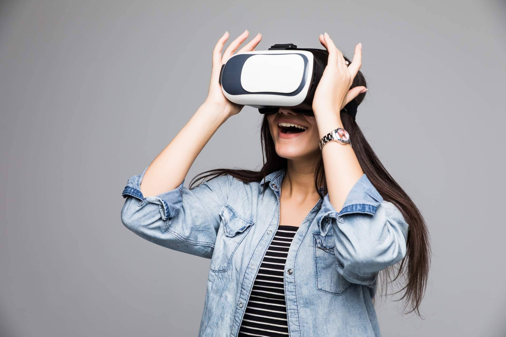 Conocer una vivienda sin visitarla con las de realidad virtual de Cano & Pujol