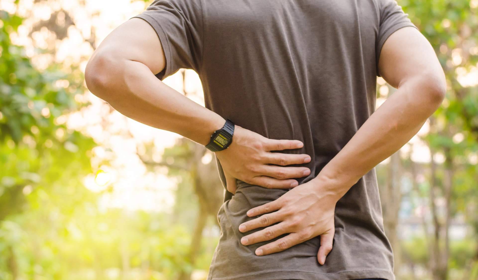 Combatir el dolor lumbar con los servicios de FisioAvilés