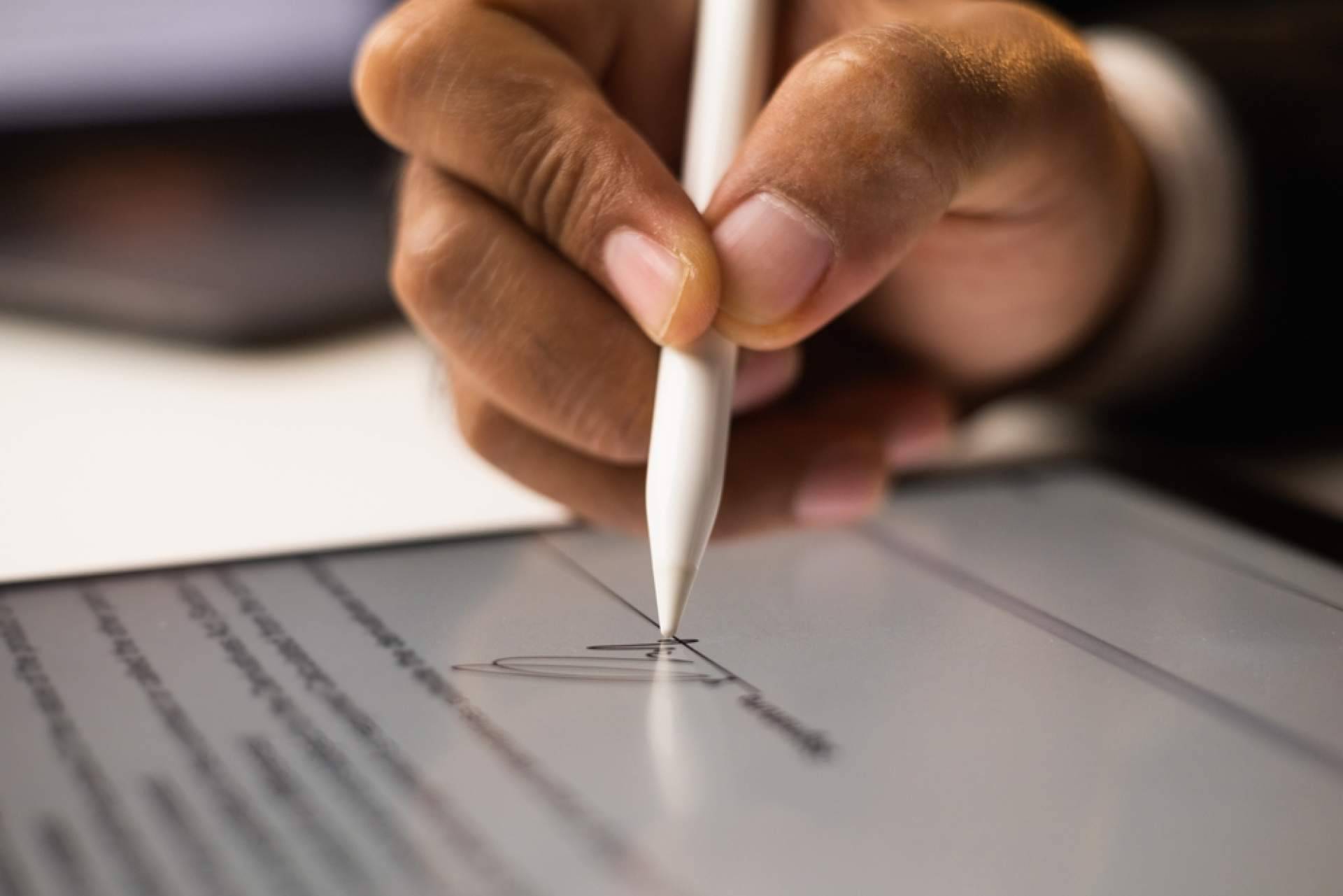 Firmar de forma digital en clínicas profesionales con la app de SIGNply