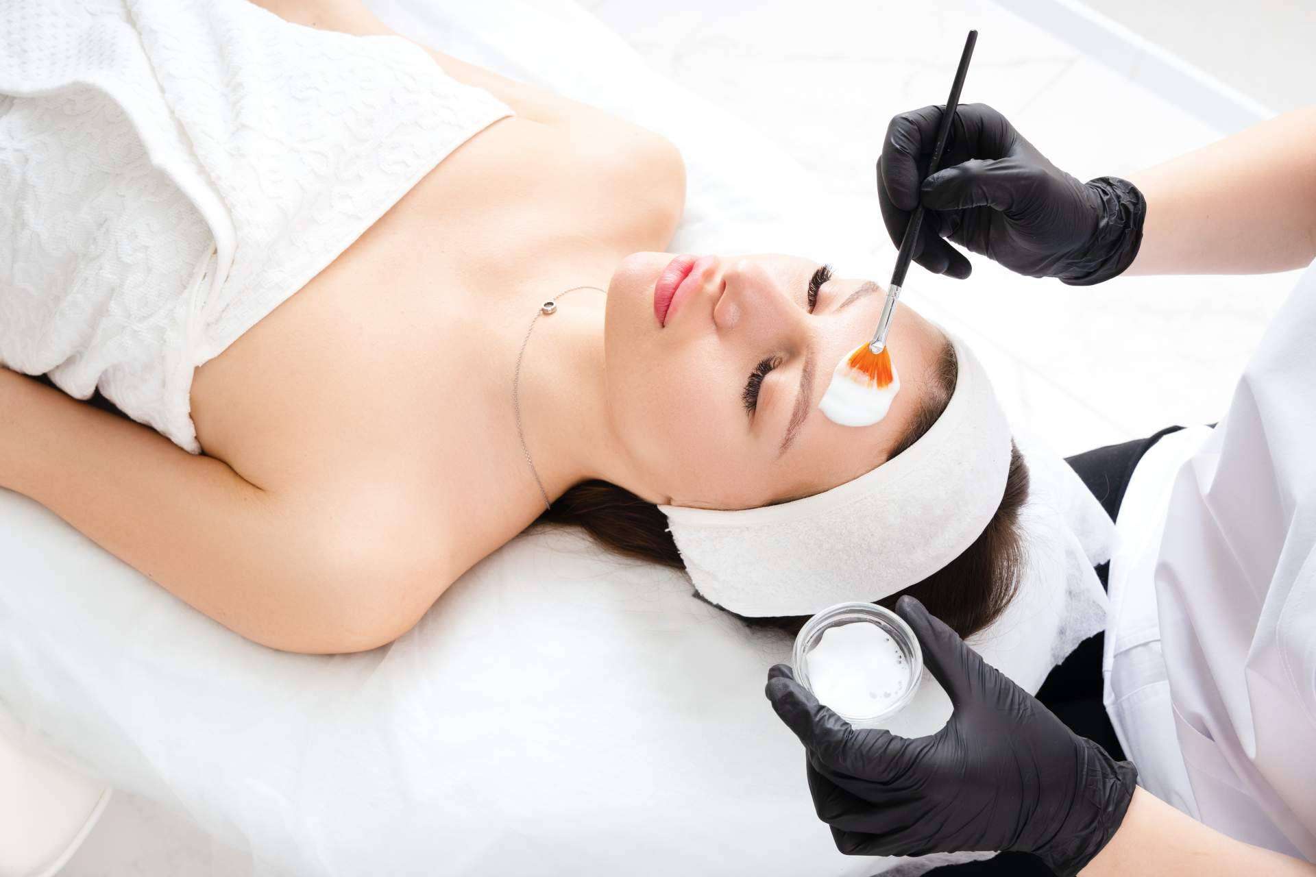 ¿Es posible rejuvenecer el rostro sin cirugía?
