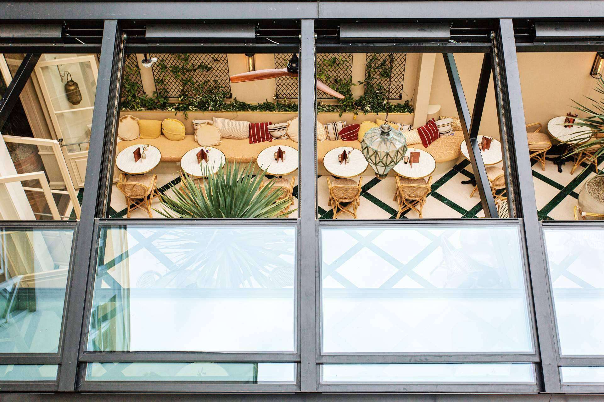 Airclos, techos móviles con RPT y protección solar
