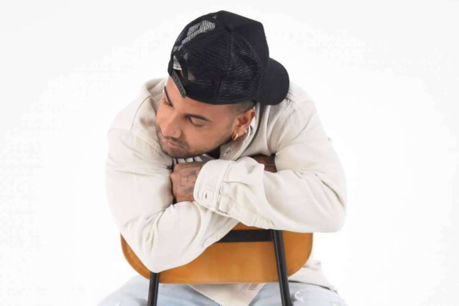 Uno de los cantantes de moda a nivel internacional, MCCarlos
