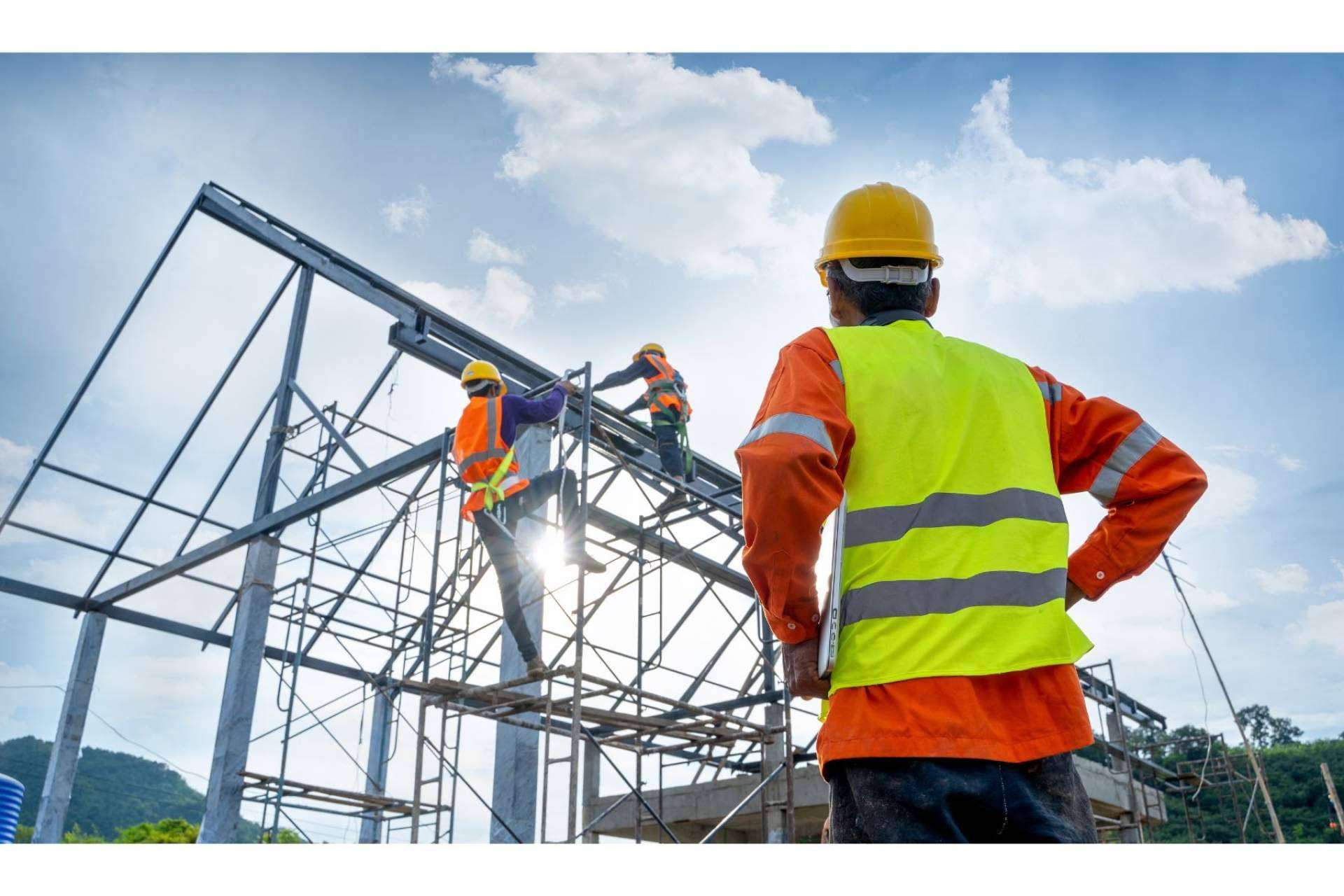 ¿Cómo evitar las pérdidas que se producen en una empresa por el retraso en las licencias de obra?