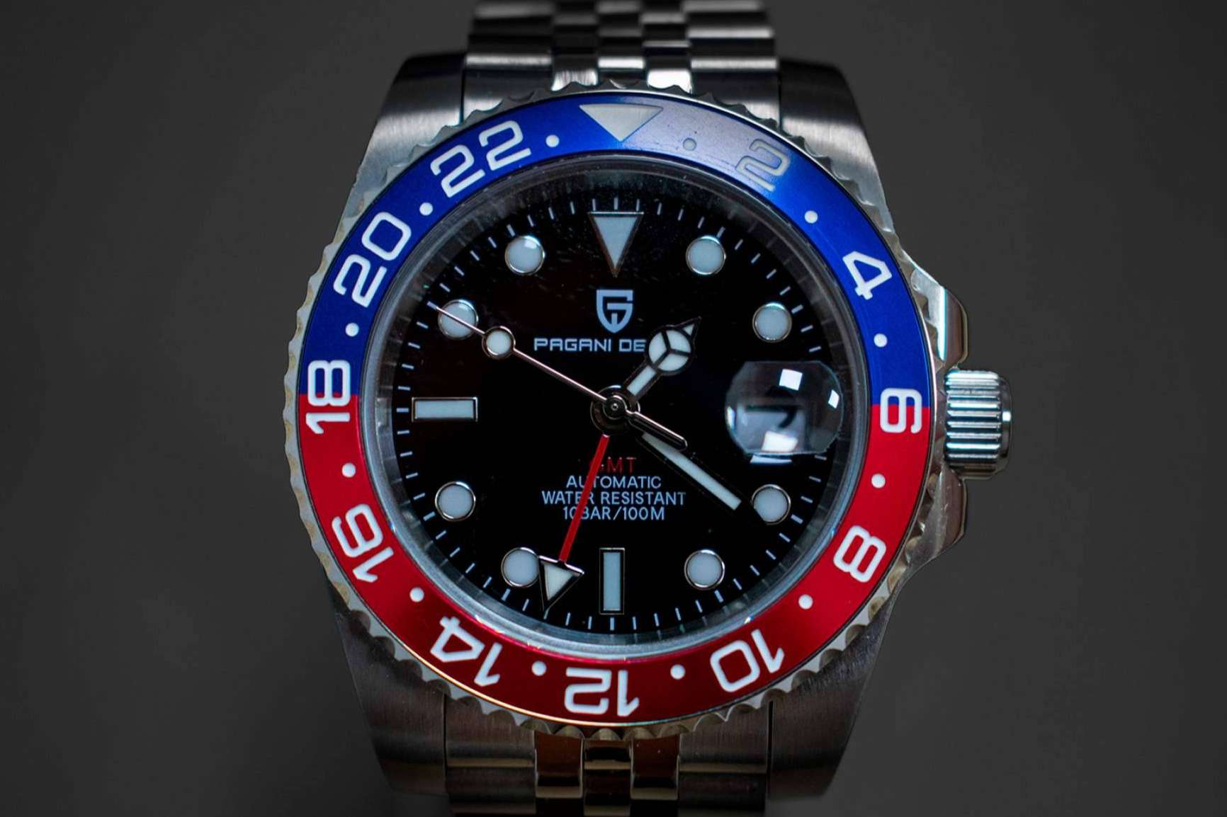 Los excelentes materiales de Pagani Design España de construcción del modelo GMT PD-1662