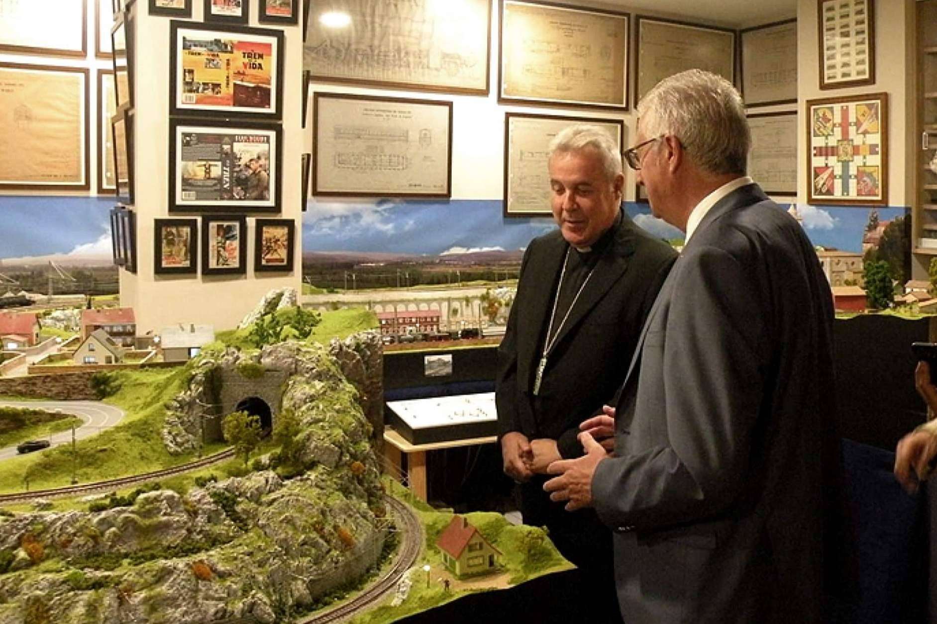 Inauguración de las actividades del Museo del Ferrocarril III Generaciones