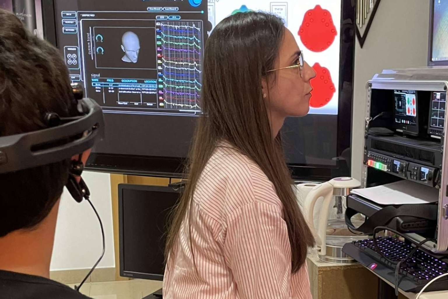 Medir y tratar las emociones a partir de la expresión del cuerpo de la mano de El Nostre Espai, un centro de medicina holística en Sabadell
