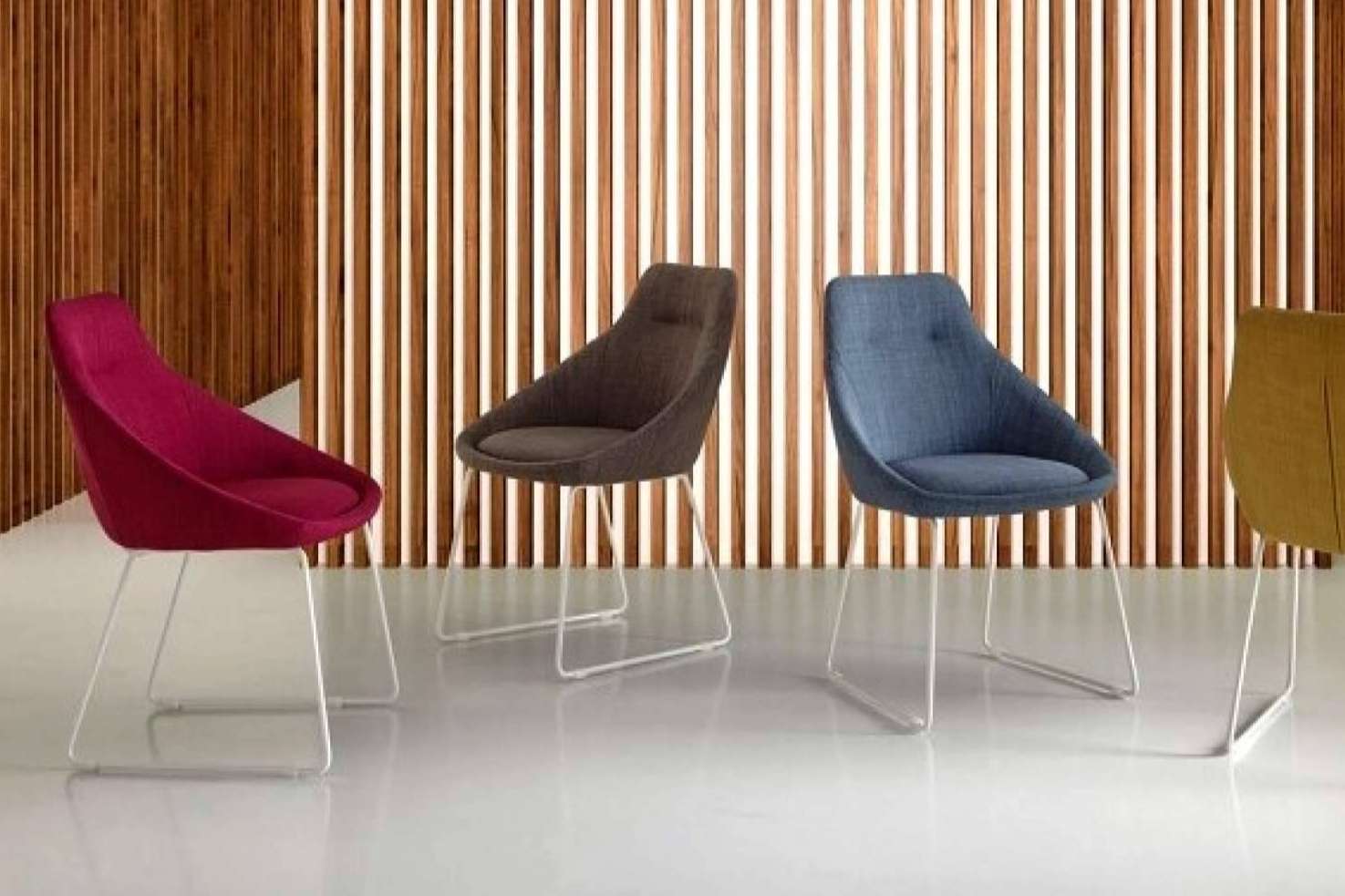 Variado catálogo de muebles de dormitorio y de salón con Móveis Online