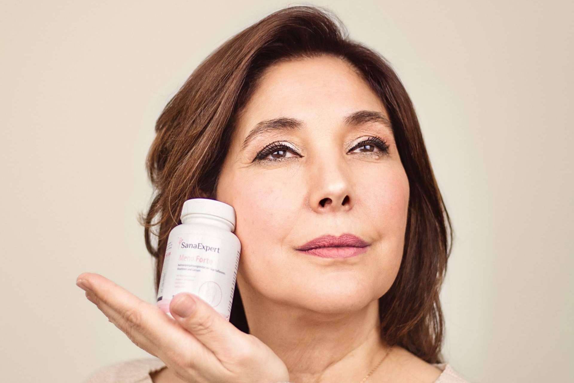 SanaExpert lanza MenoForte para combatir los síntomas de la menopausia