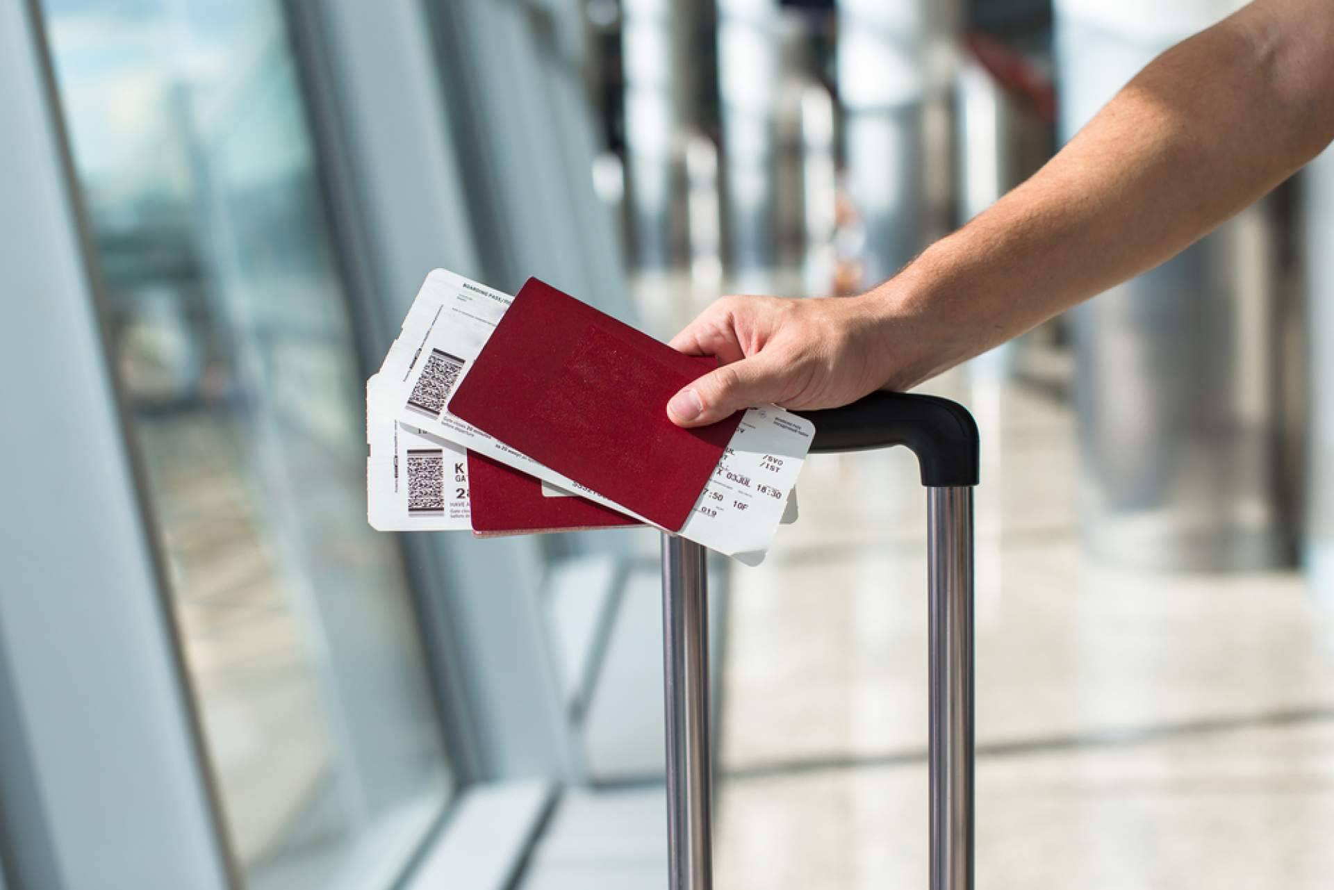 Cómo conseguir papeles para vivir en España, con Webparainmigrantes