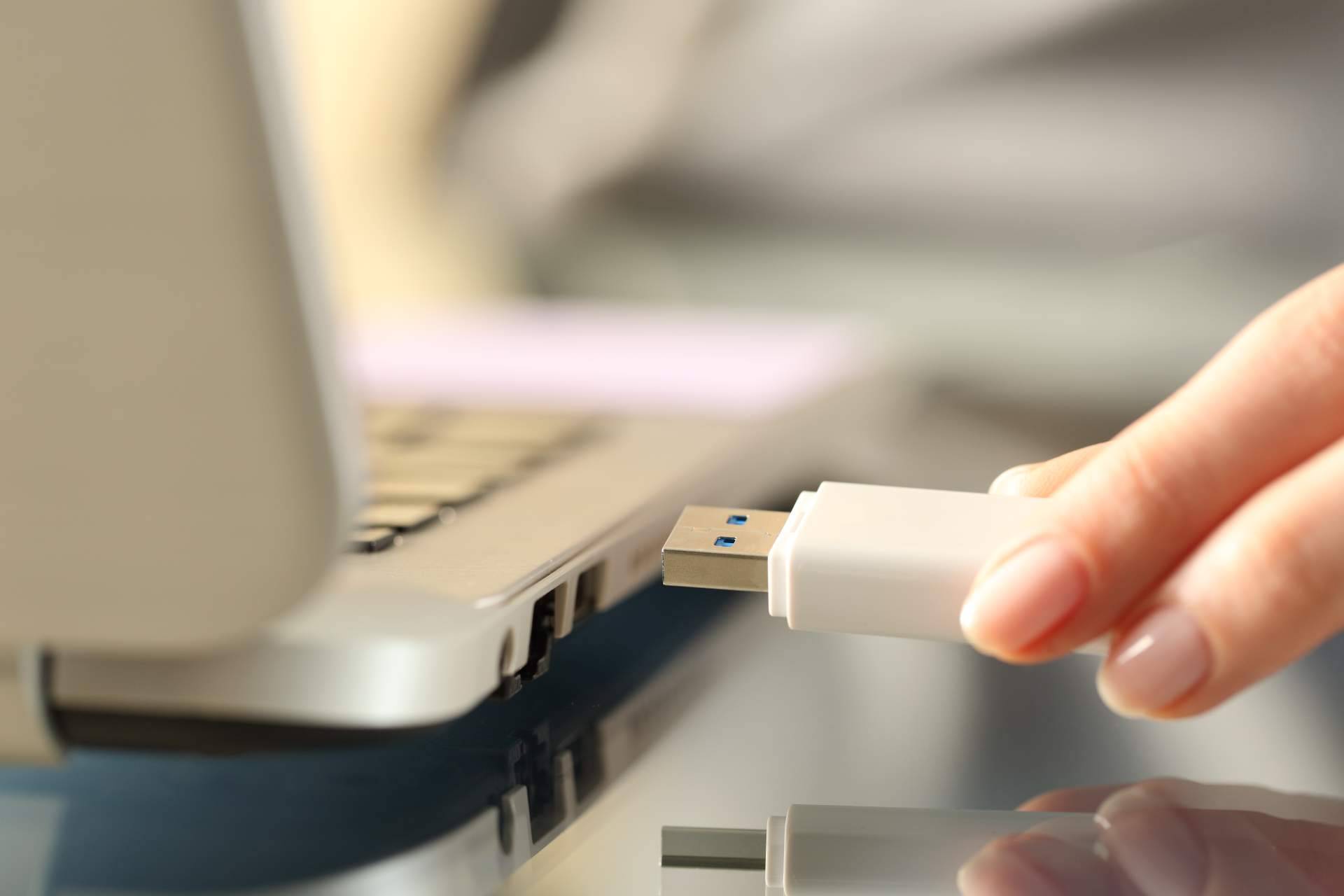 Pendrives personalizados para empresas y particulares en La Casa del USB