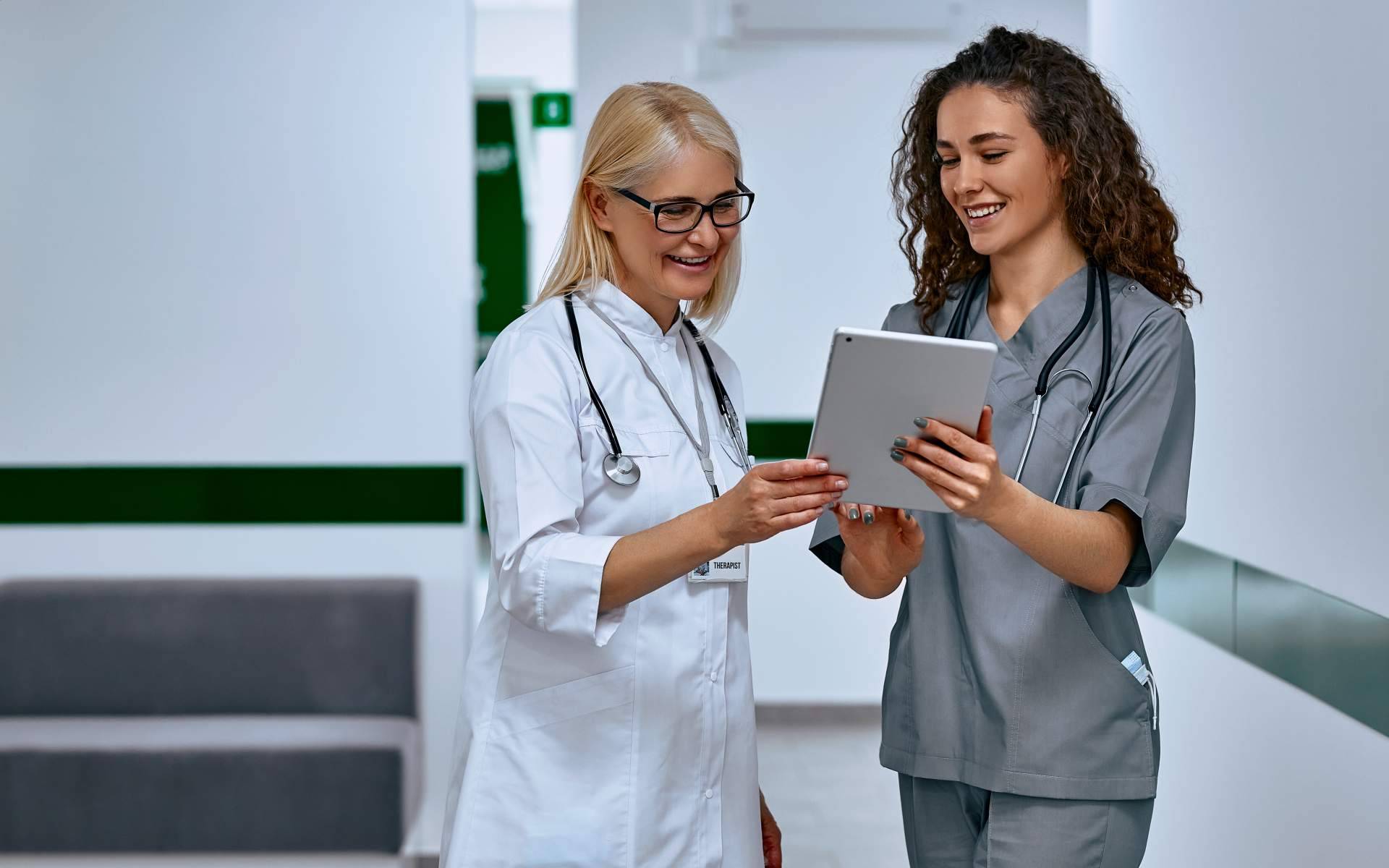 DEKINES ofrece a los jefes médicos un eficaz sistema para realizar la planificación de quirófanos