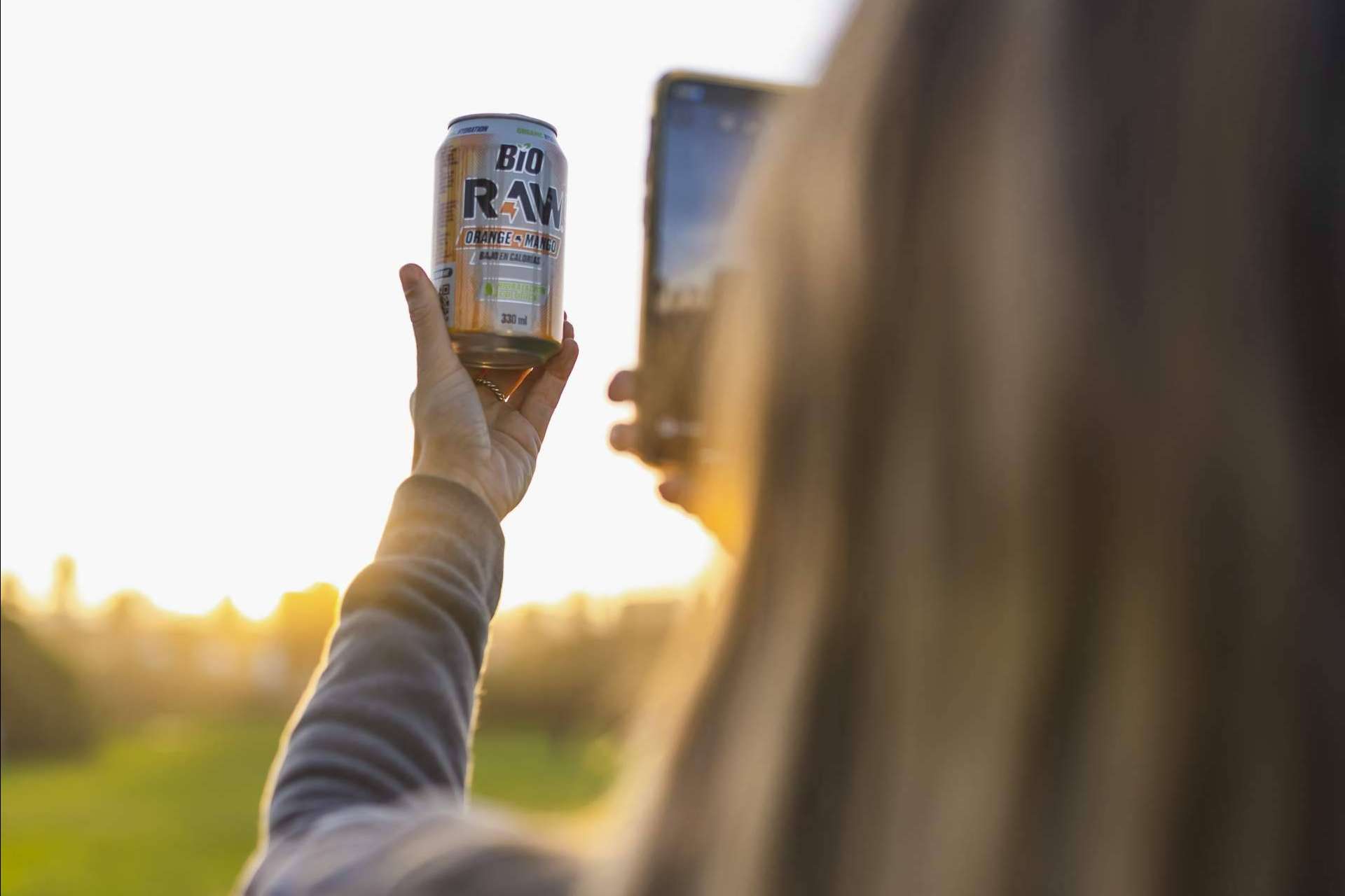 El éxito de ventas en todos los supermercados de la bebida ecológica española RAW Super Drink