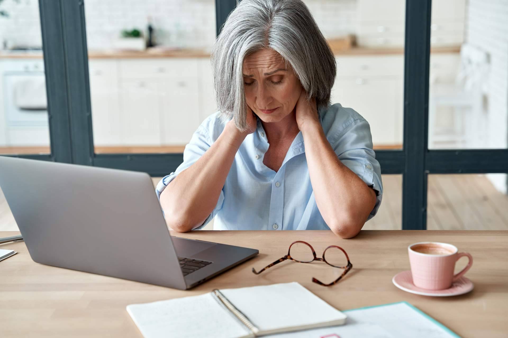 Los principales síntomas de las hernias discales lumbares y cómo tratarlas con el equipo de Biziondo