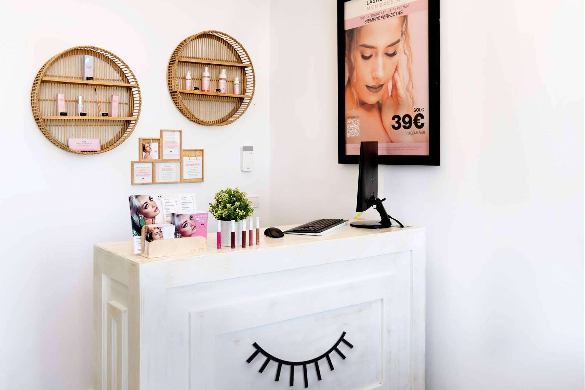 Las extensiones de pestañas son el servicio que ha posicionado a Lashes & Go en una de las principales franquicias del país
