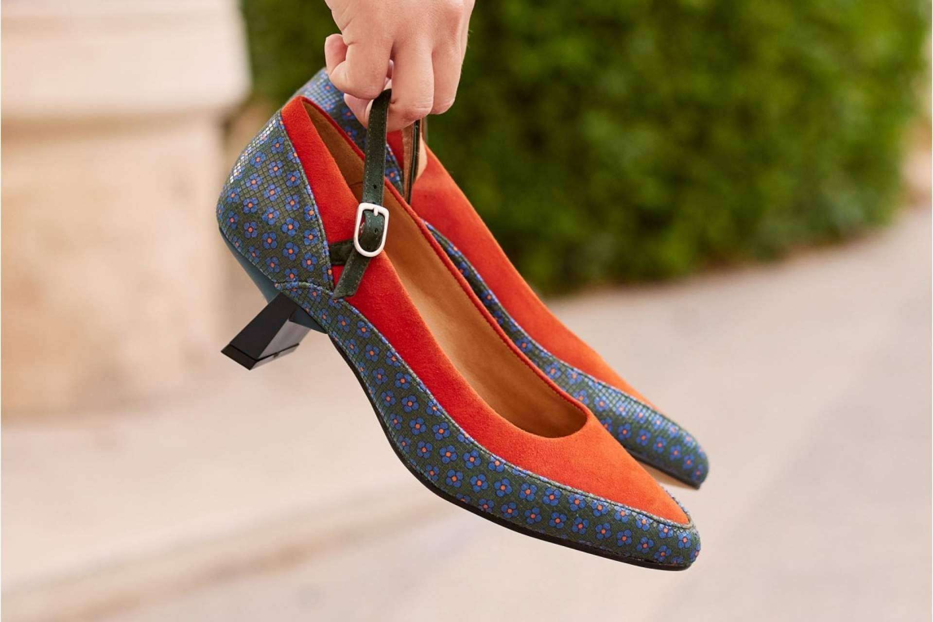 Audley Shoes dispone de zapatos de tacón bajo para mujer